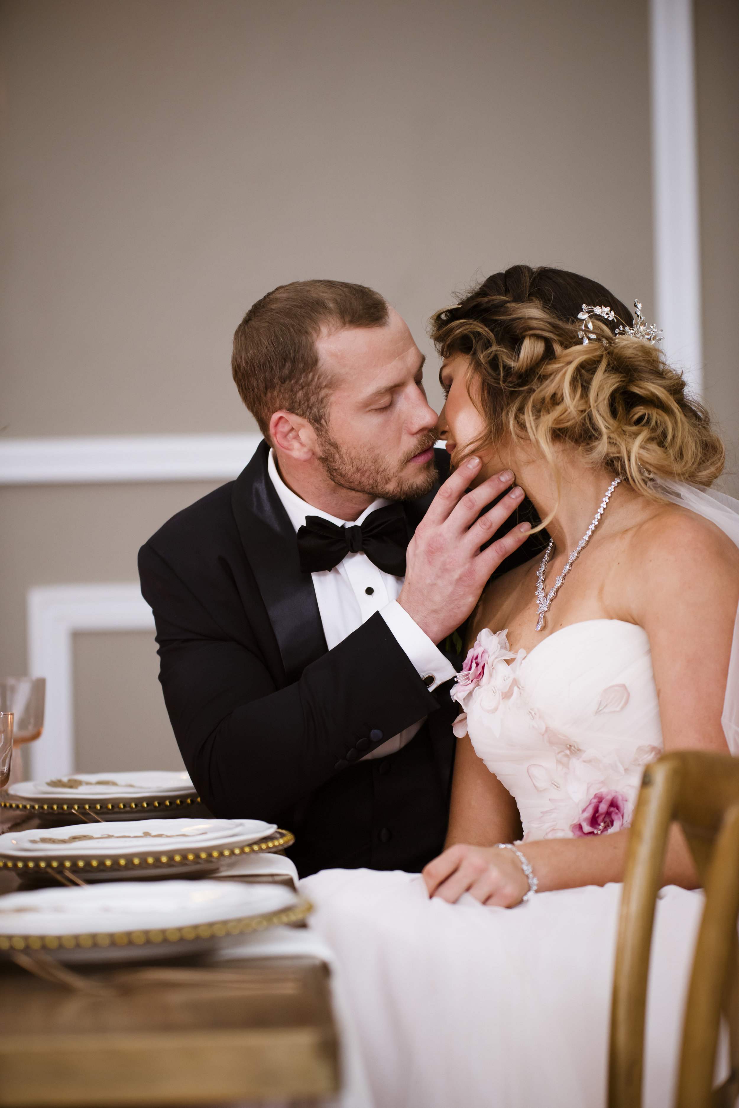 A Queensland Mirra Wedding - Moody Romantic Pink and Red Wedding -- Wedding Blog - The Overwhelmed Bride