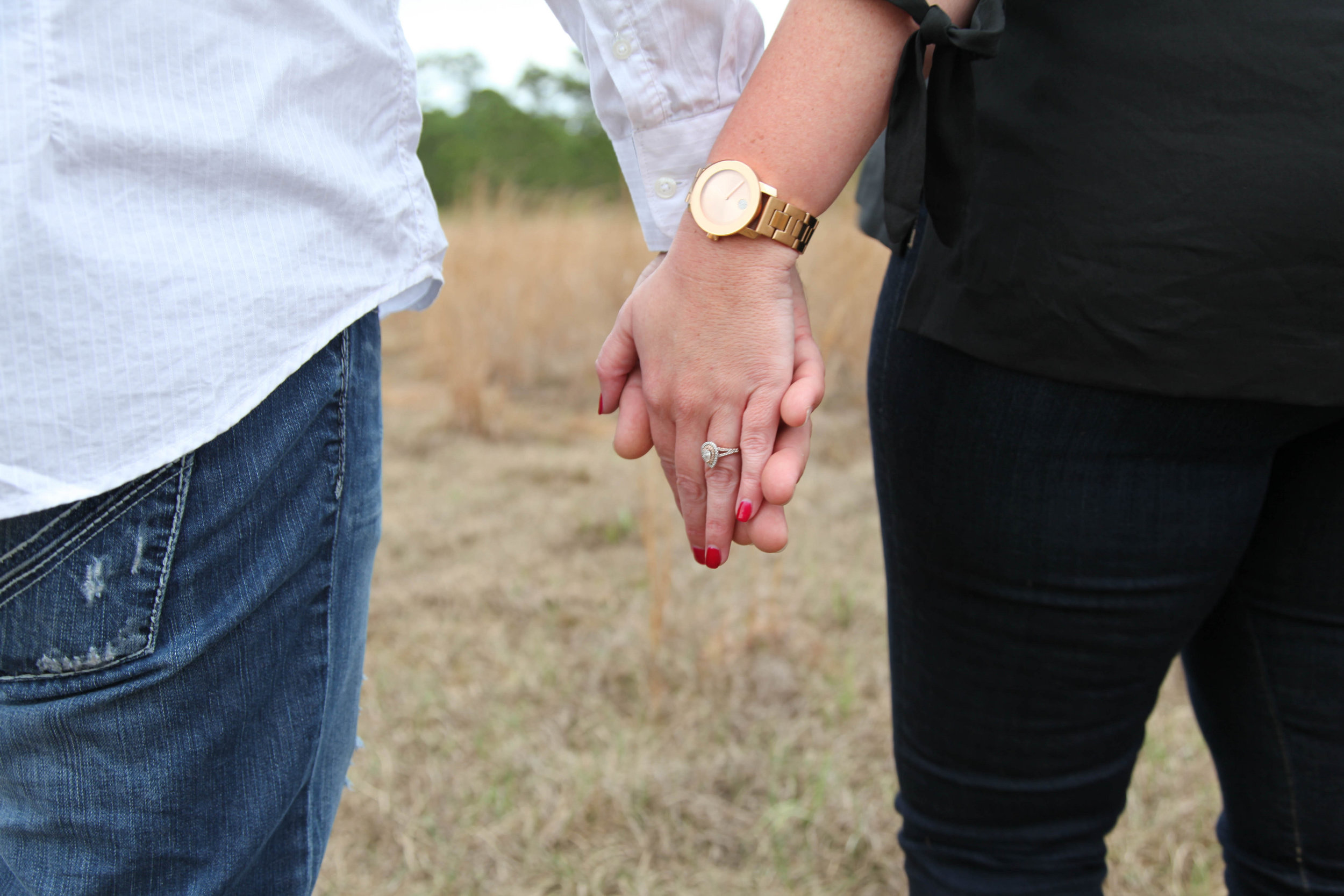 Orlando Open Field Engagement Photos -- Wedding Blog - The Overwhelmed Bride