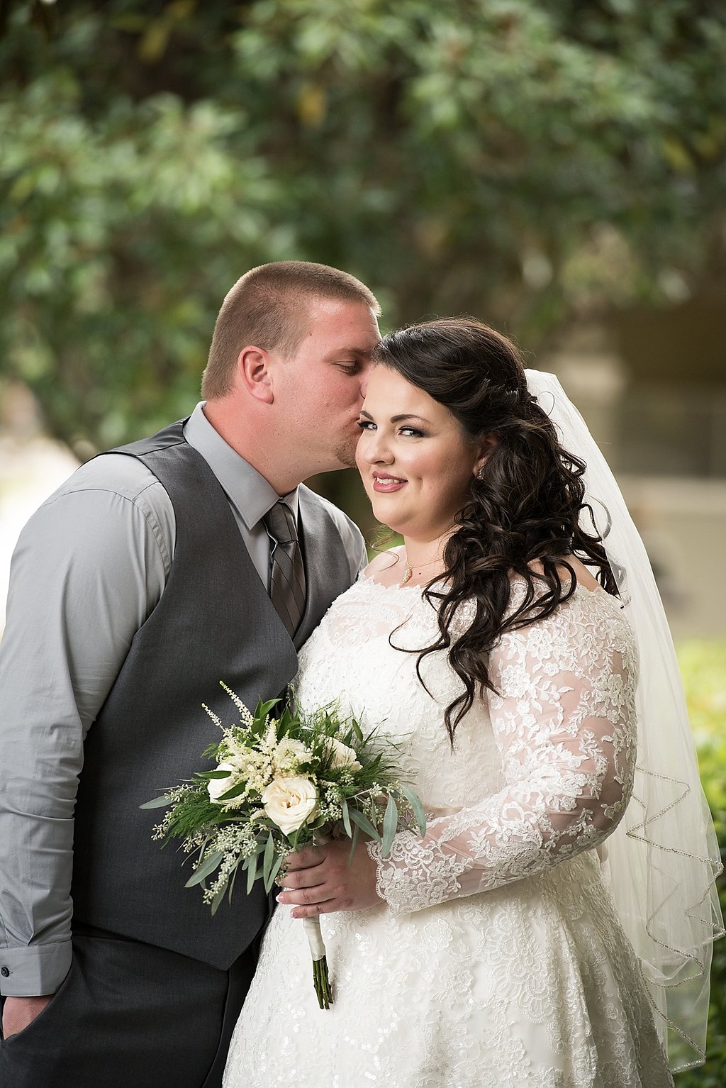St. Johns Golf & Country Club Florida Wedding -- Wedding Blog - The Overwhelmed Bride