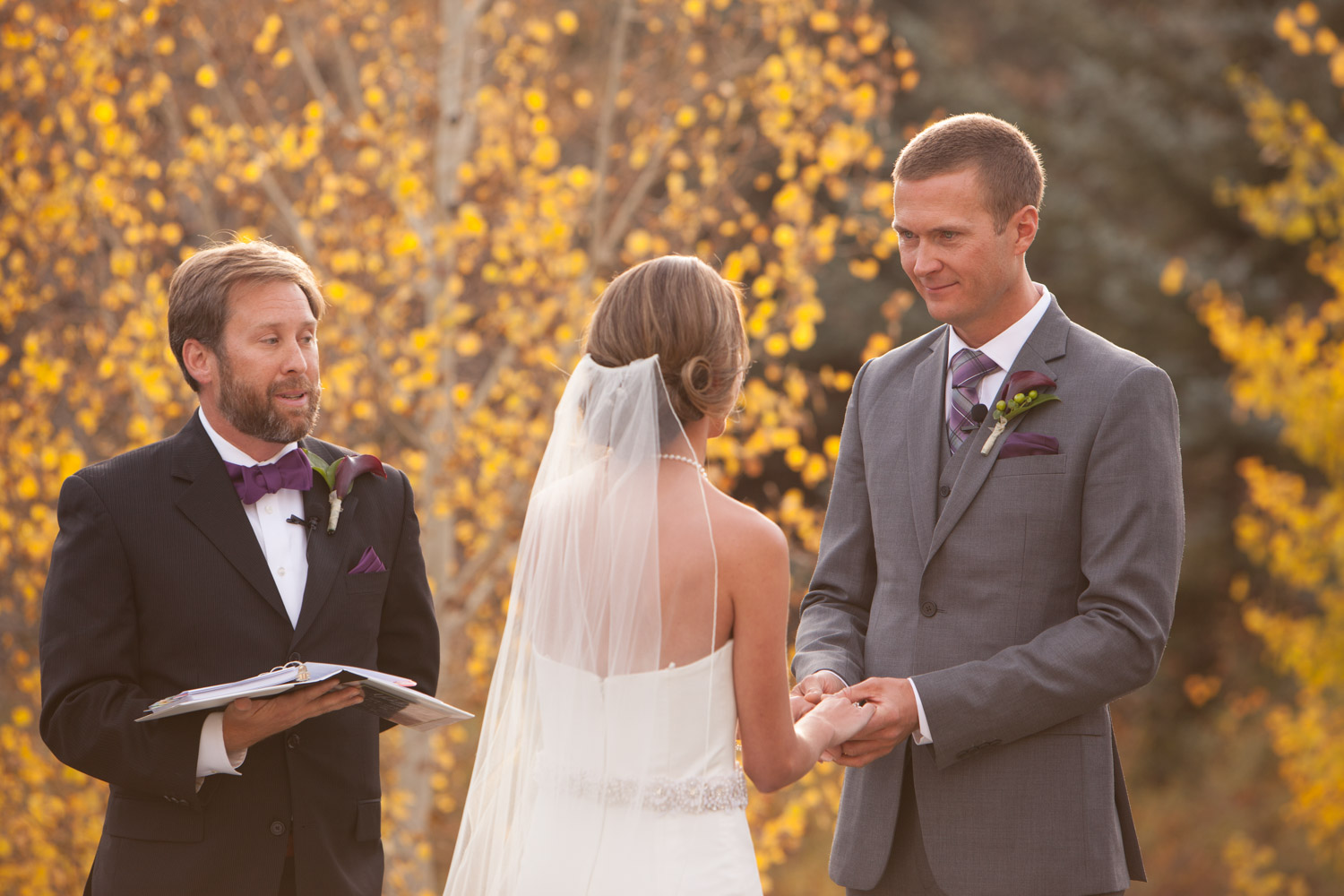 Avon, Colorado Wedding Venue - Westin Riverfront Resort Beaver Creek Wedding -- Wedding Blog - The Overwhelmed Bride