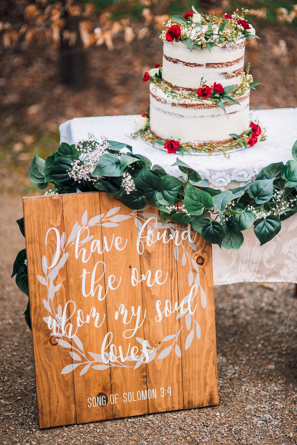 Boho Wedding Inspiration - Burgundy and Gold Wedding - Ontario, Canada Wedding Photographer