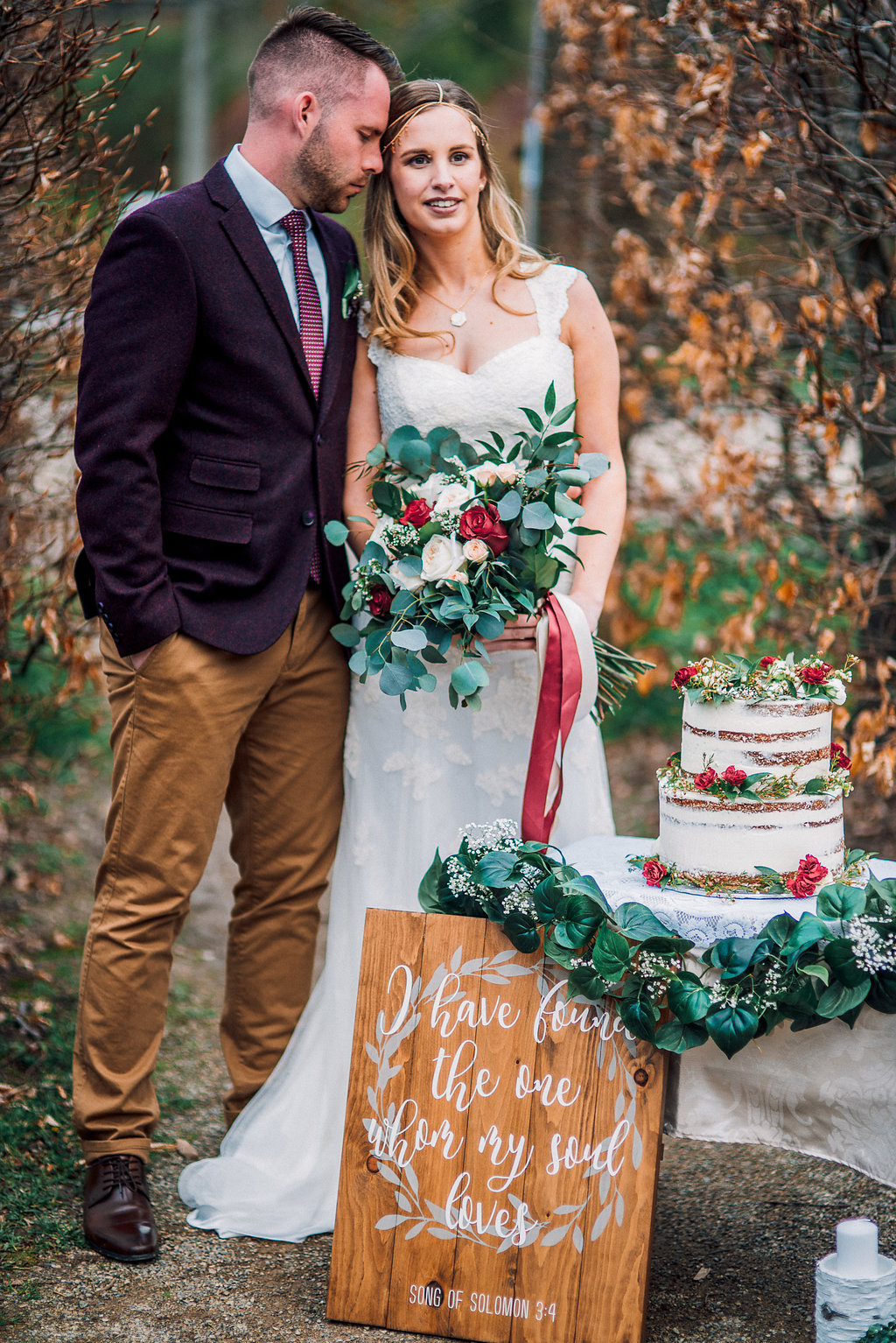 Boho Wedding Inspiration - Burgundy and Gold Wedding - Ontario, Canada Wedding Photographer