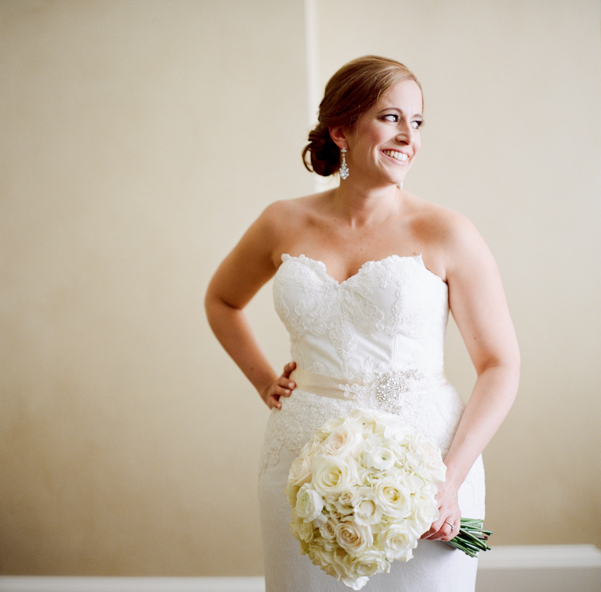 New Orleans Wedding - Navy and Gold Wedding Details - The Overwhelmed Bride