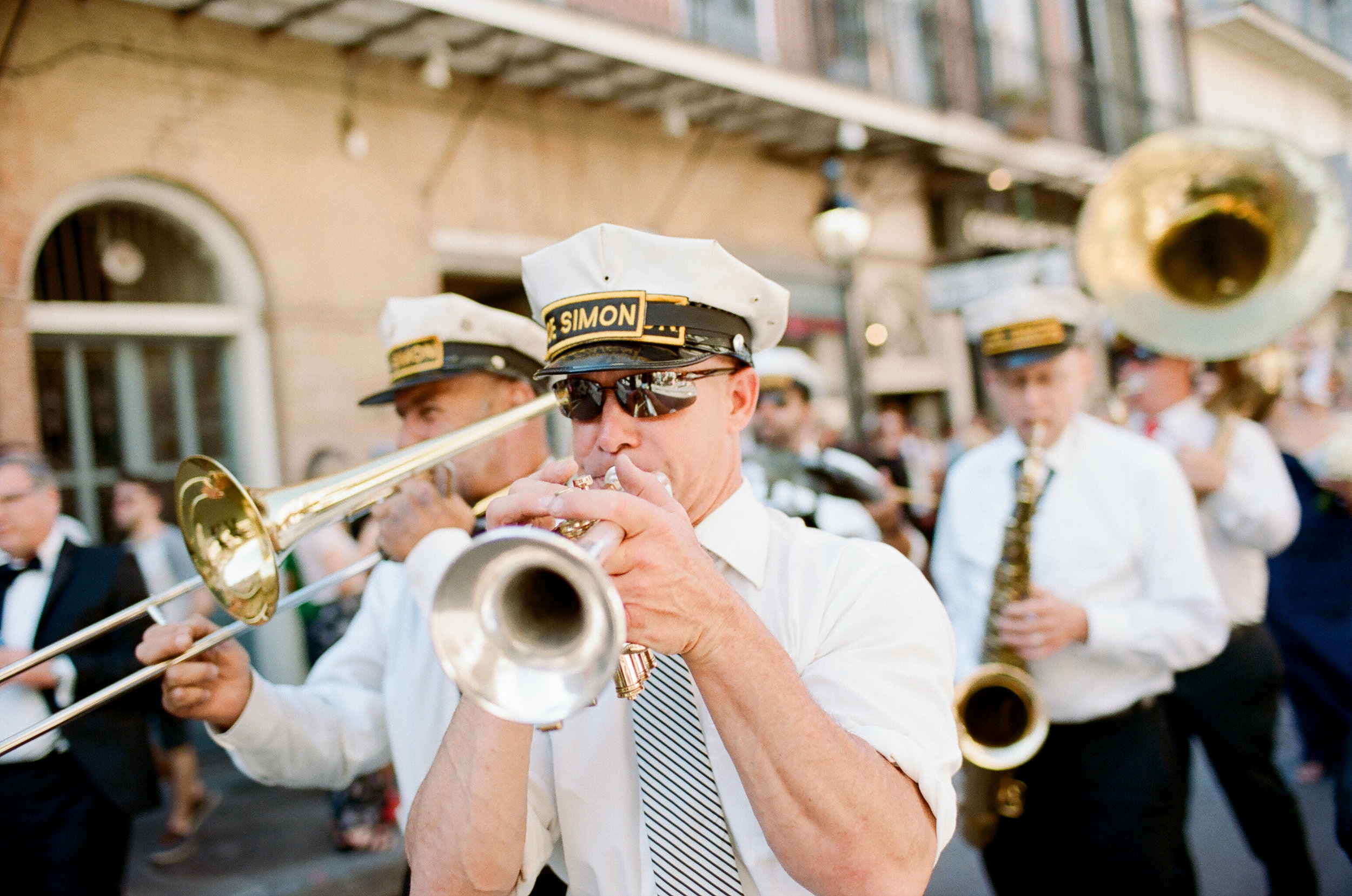 New Orleans Wedding - Navy and Gold Wedding Details - The Overwhelmed Bride