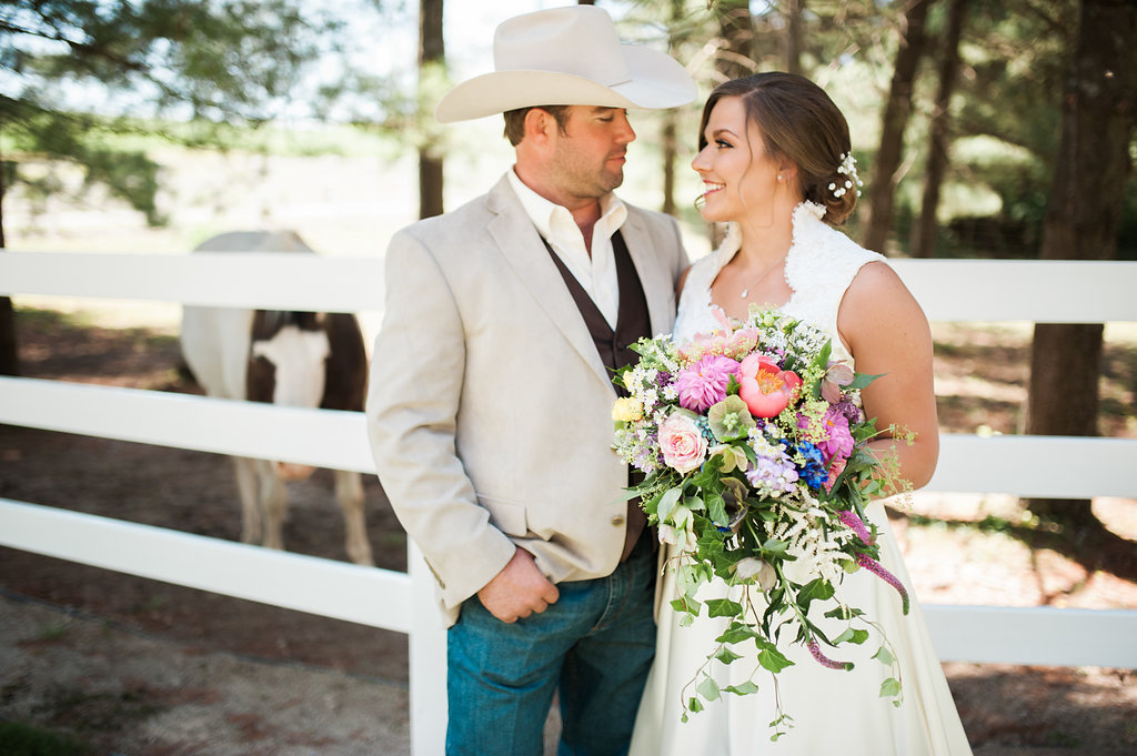 Gorgeous Farm Wedding Photos - Iowa Farm Wedding - Private Estate Weddings