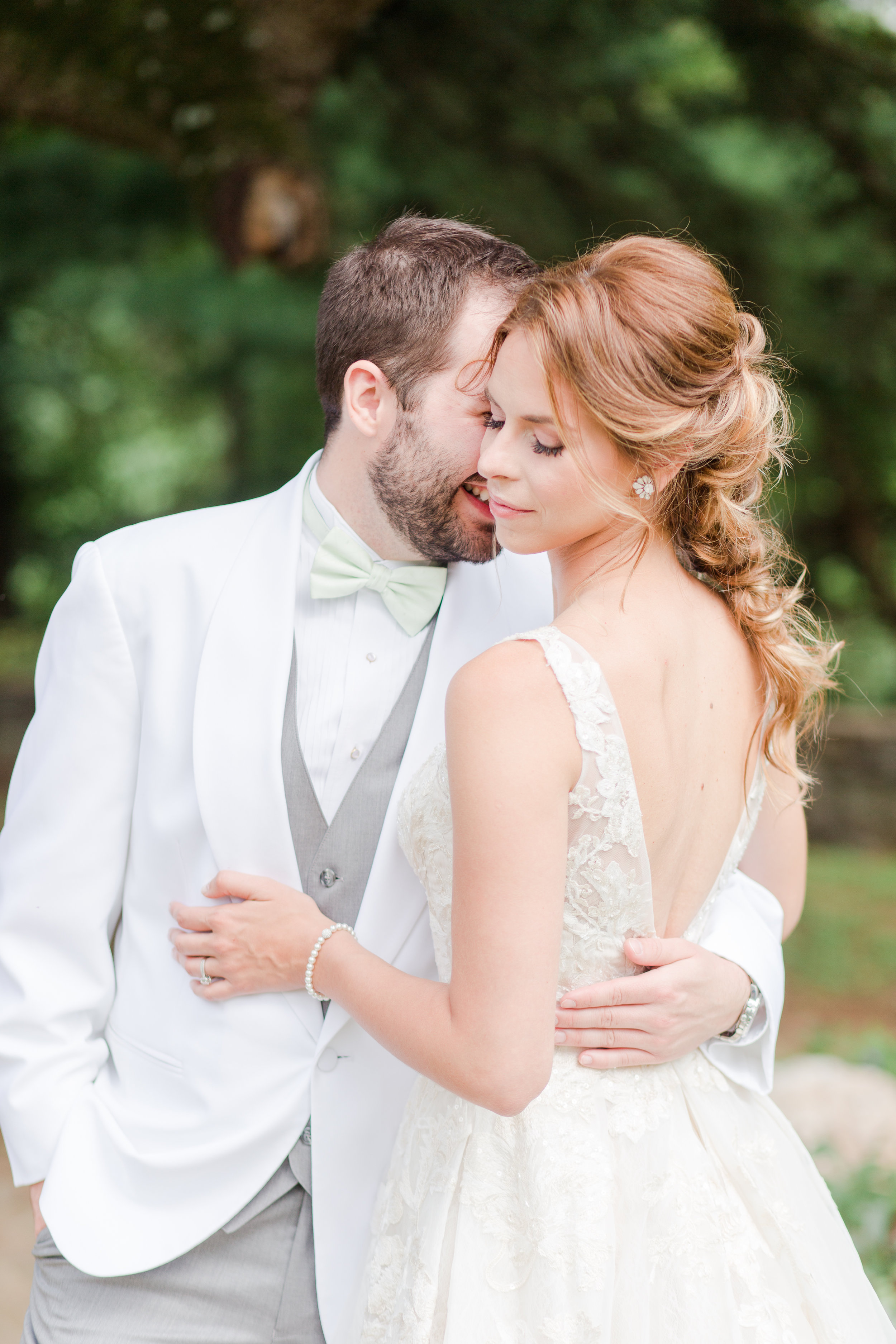 Gorgeous Wedding Dresses - West Virginia Wedding Photographer - Wedding Venue