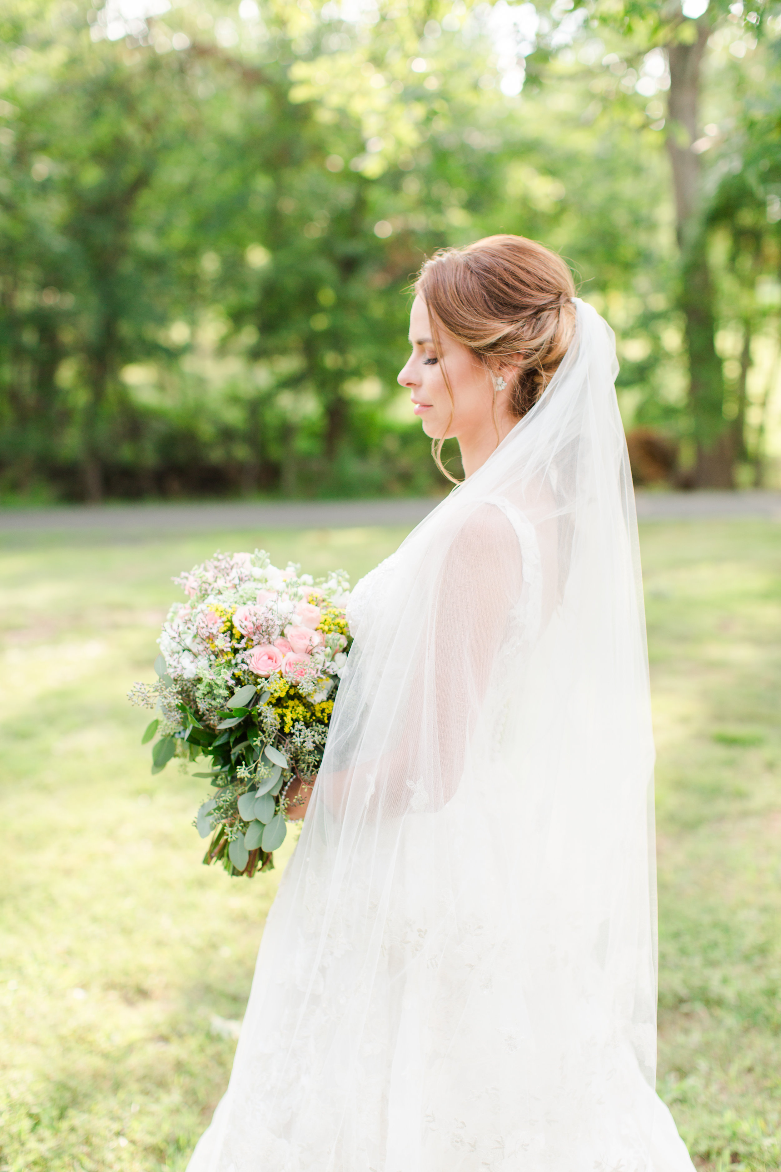 Gorgeous Wedding Dresses - West Virginia Wedding Photographer - Wedding Venue