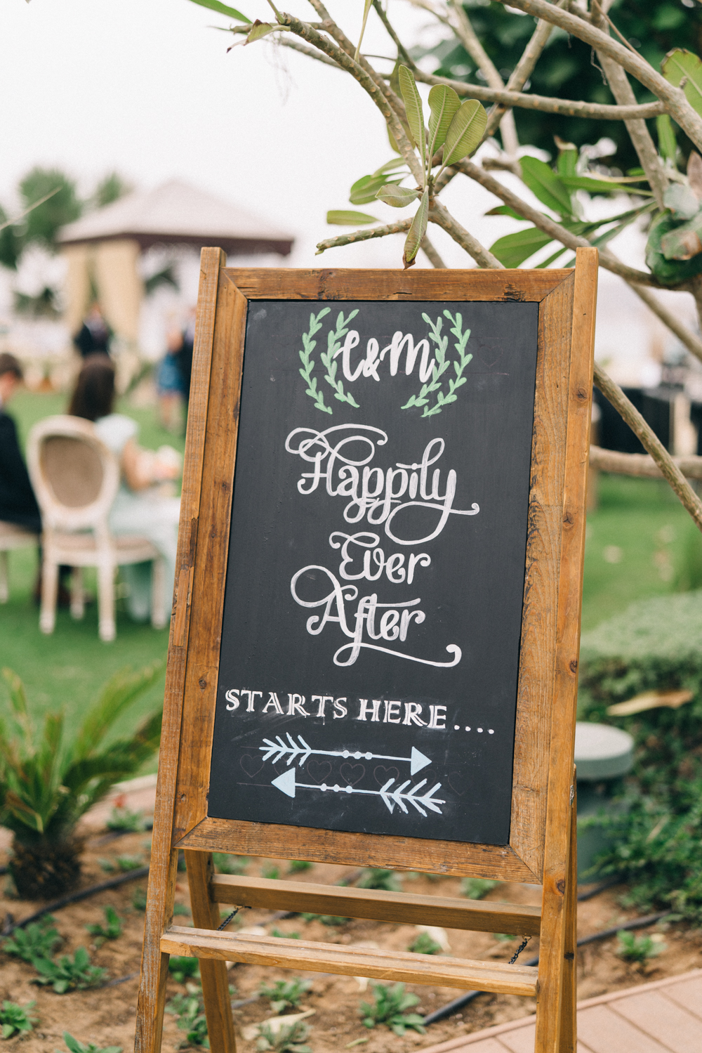 Chalkboard Wedding Signs - An Intimate Ritz Carlton Dubai Wedding