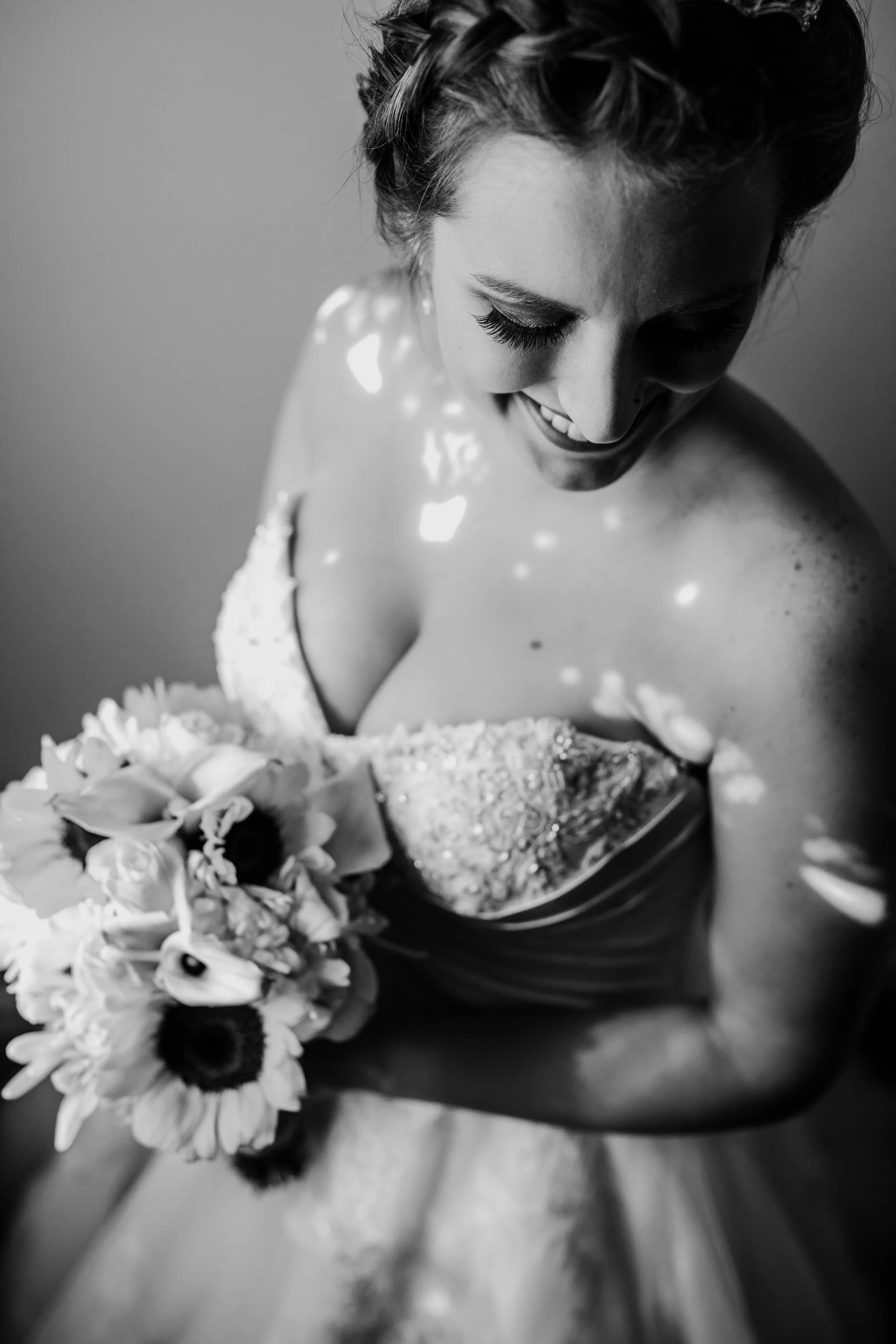 Sunflower Wedding Bouquets - A Pennsylvania Barn Swallow Farm Wedding