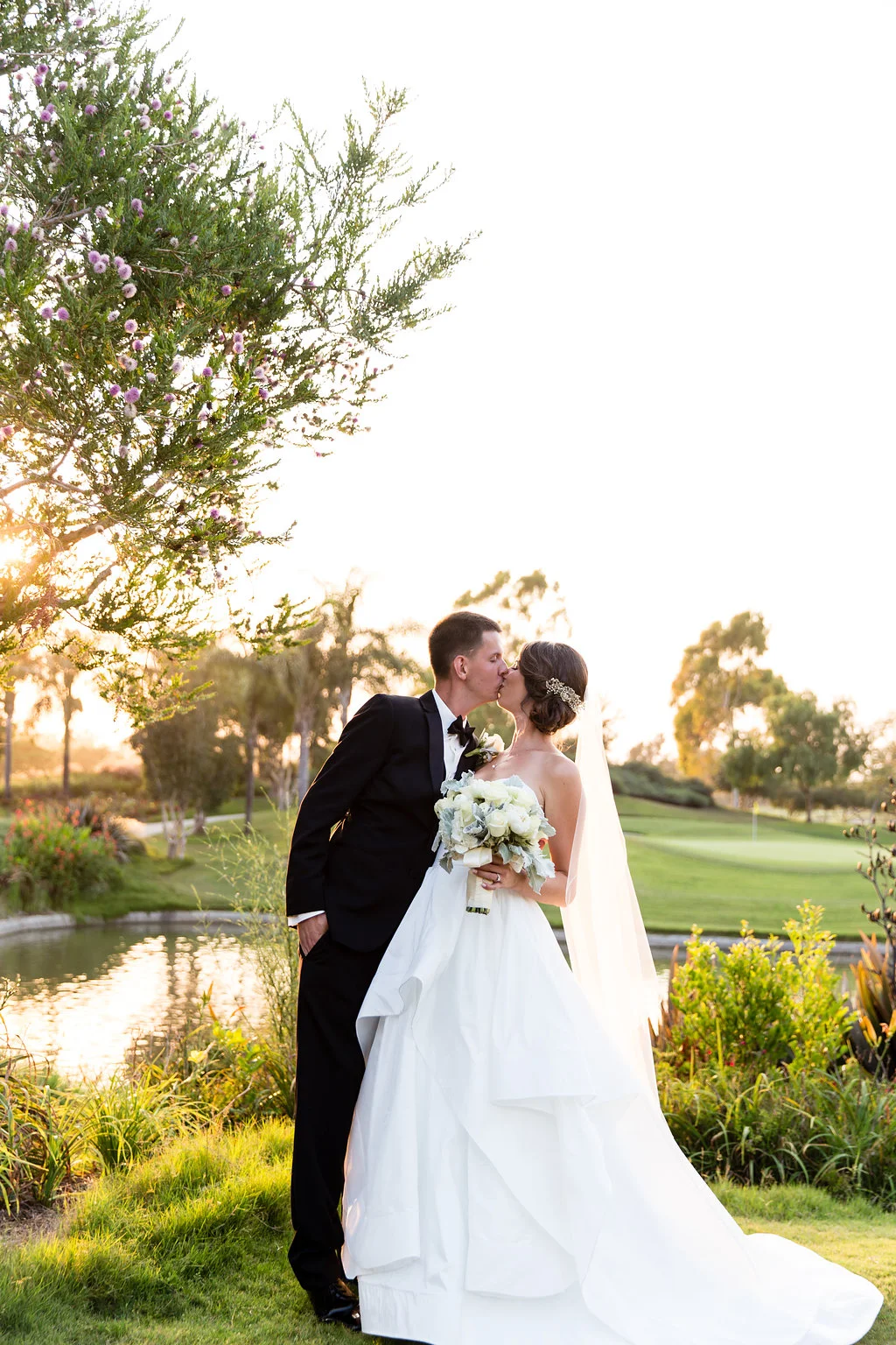 Gorgeous Wedding Photos - Gorgeous Seal Beach Wedding Venue - Old Country Club Wedding