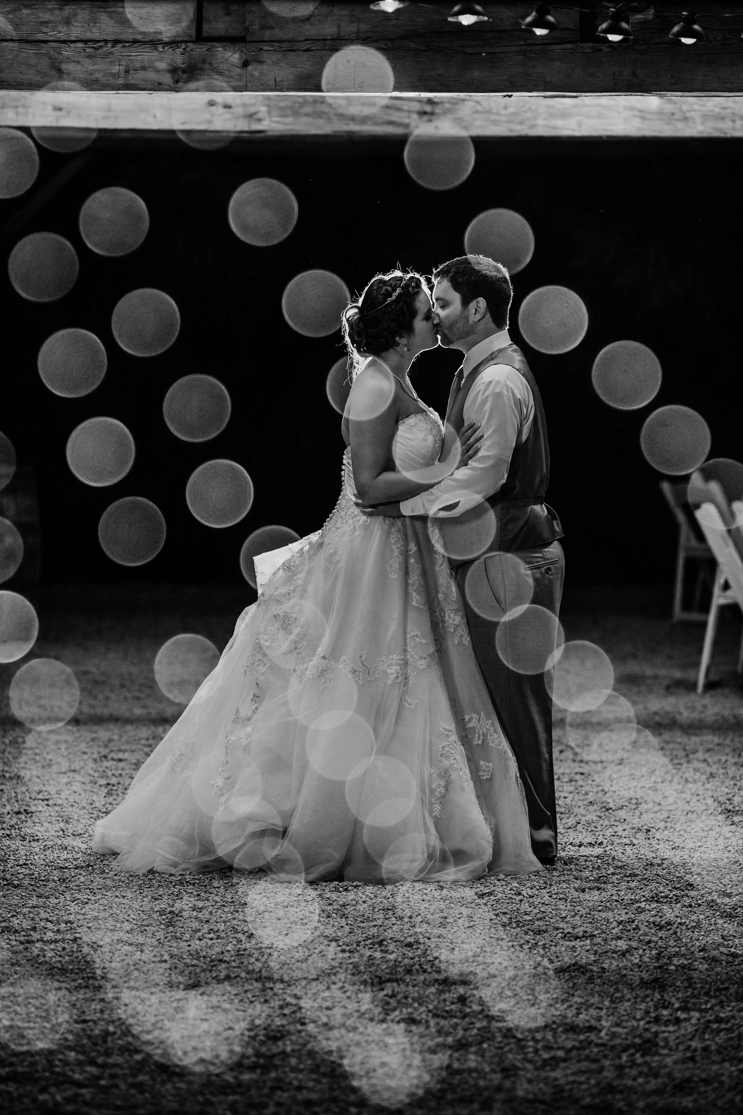 Gorgeous Barn Wedding Photos - A Pennsylvania Barn Swallow Farm Wedding