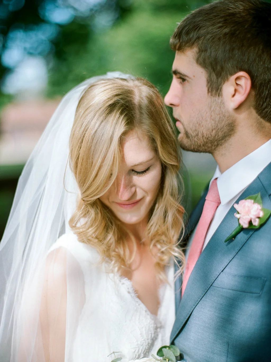 Gorgeous Wedding Photos -- Grand Rapids, Michigan Wedding