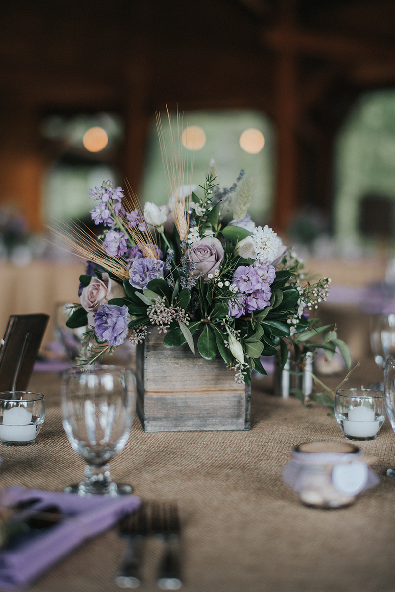 Rustic Wedding Decor - Meadow Ridge Farm Ohio Wedding