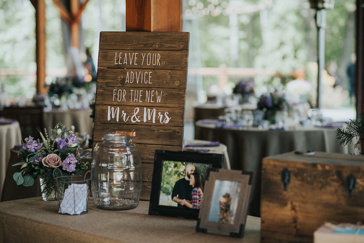 Rustic Wedding Decor - Meadow Ridge Farm Ohio Wedding