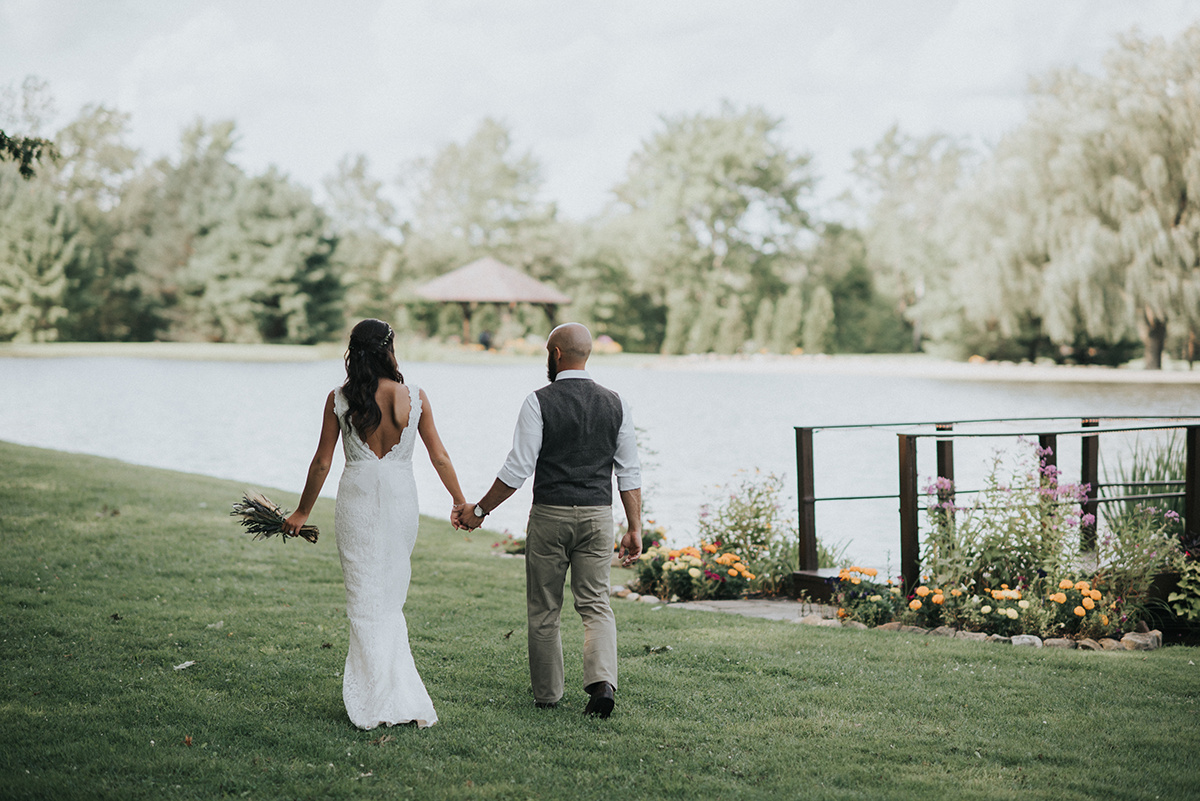 Gorgeous Wedding Photos - Meadow Ridge Farm Ohio Wedding