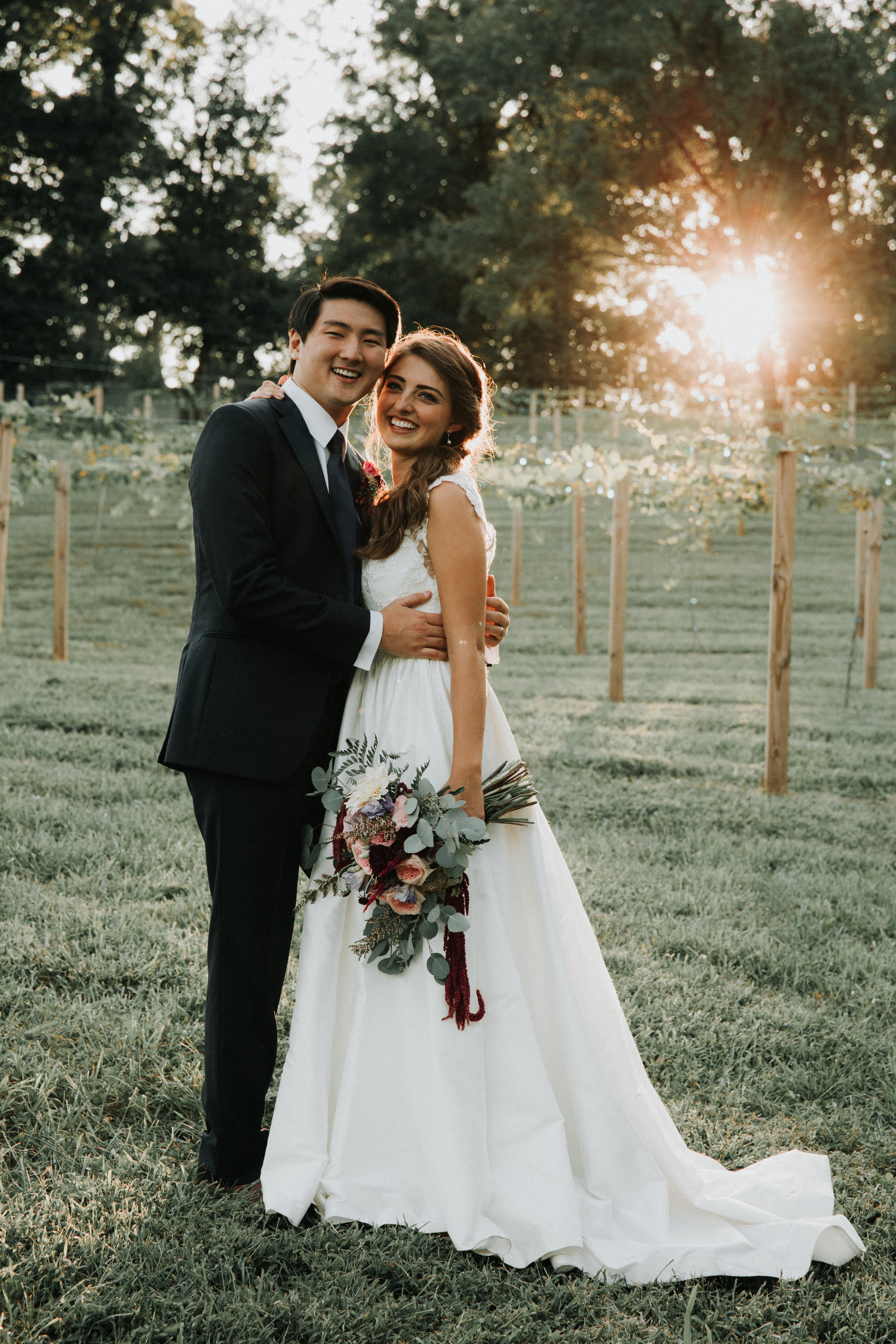 Gorgeous Wedding Photos - Athens, Tennessee Barn Wedding -- The Overwhelmed Bride Wedding Blog