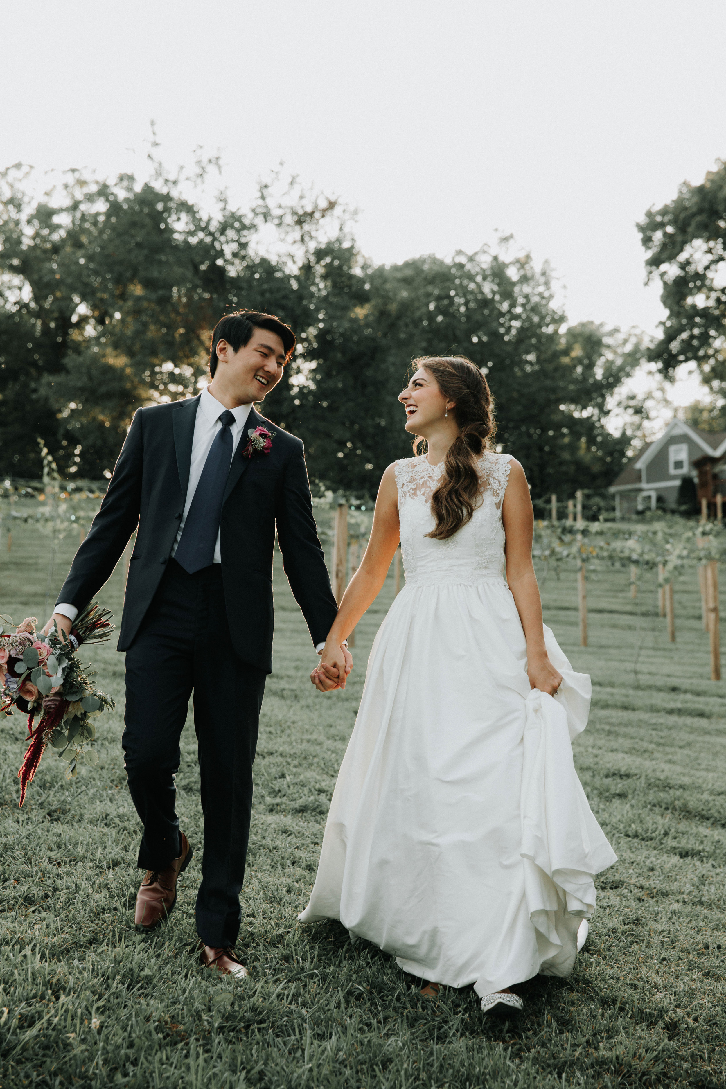 Gorgeous Wedding Photos - Athens, Tennessee Barn Wedding -- The Overwhelmed Bride Wedding Blog