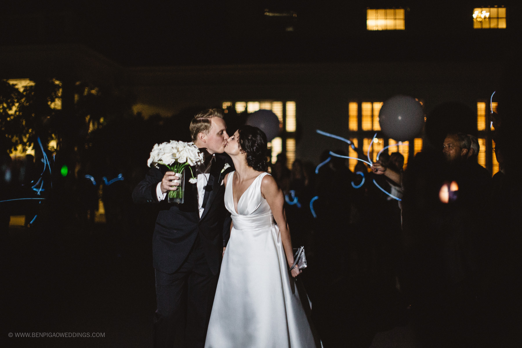 Pretty Wedding Photos - Portland, Oregon Waverley Country Club Wedding