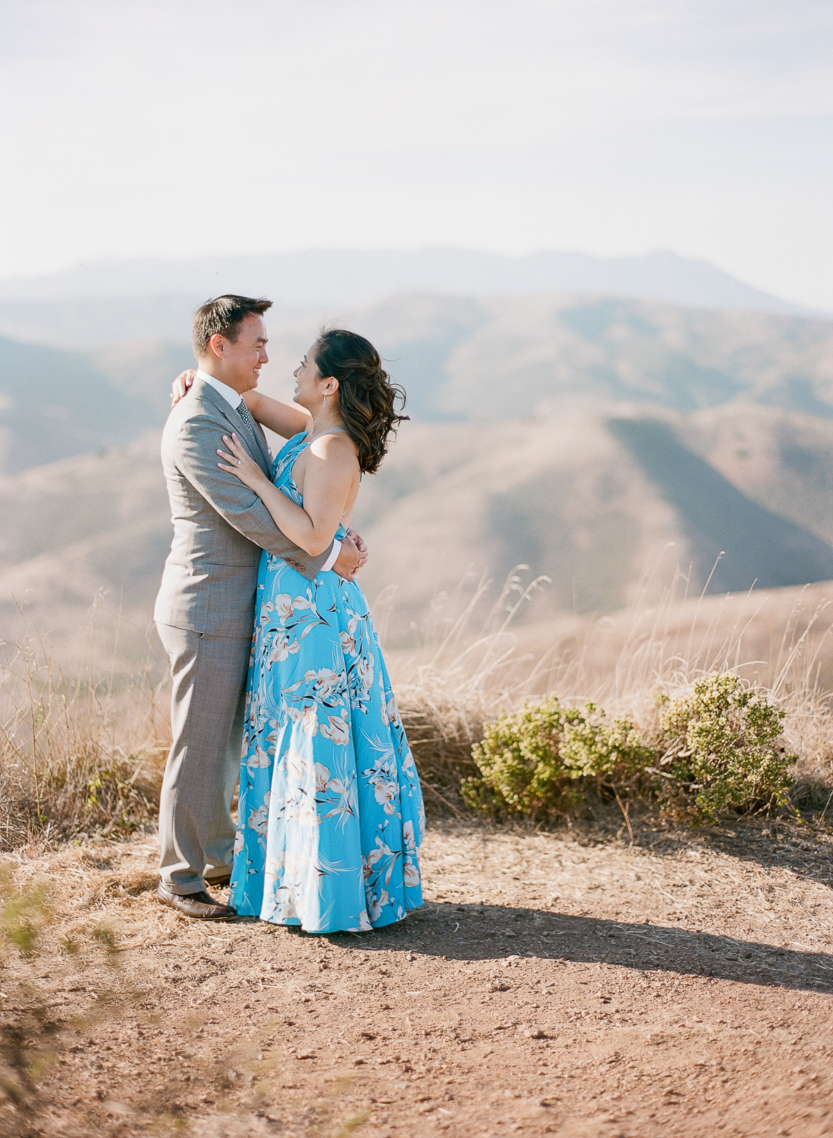 Marin Headlands Engagement Photos — The Overwhelmed Bride Wedding Blog