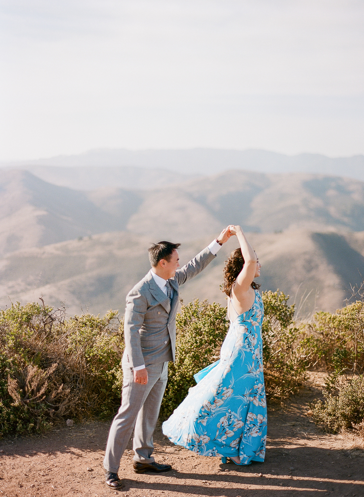 Marin Headlands Engagement Photos — The Overwhelmed Bride Wedding Blog