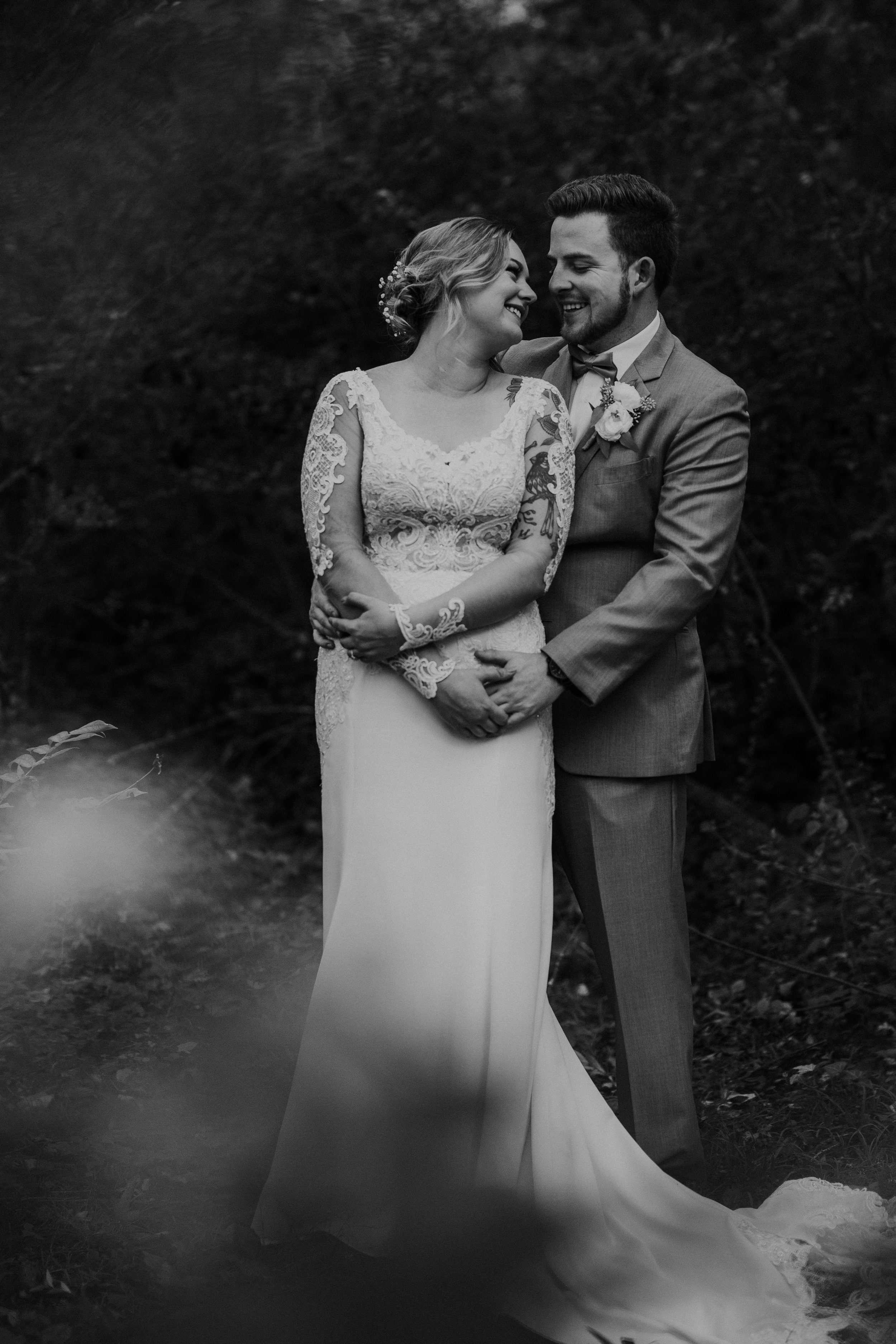 Gorgeous Wedding Photos - Dara’s Garden Knoxville East Tennessee Wedding — The Overwhelmed Bride Wedding Blog