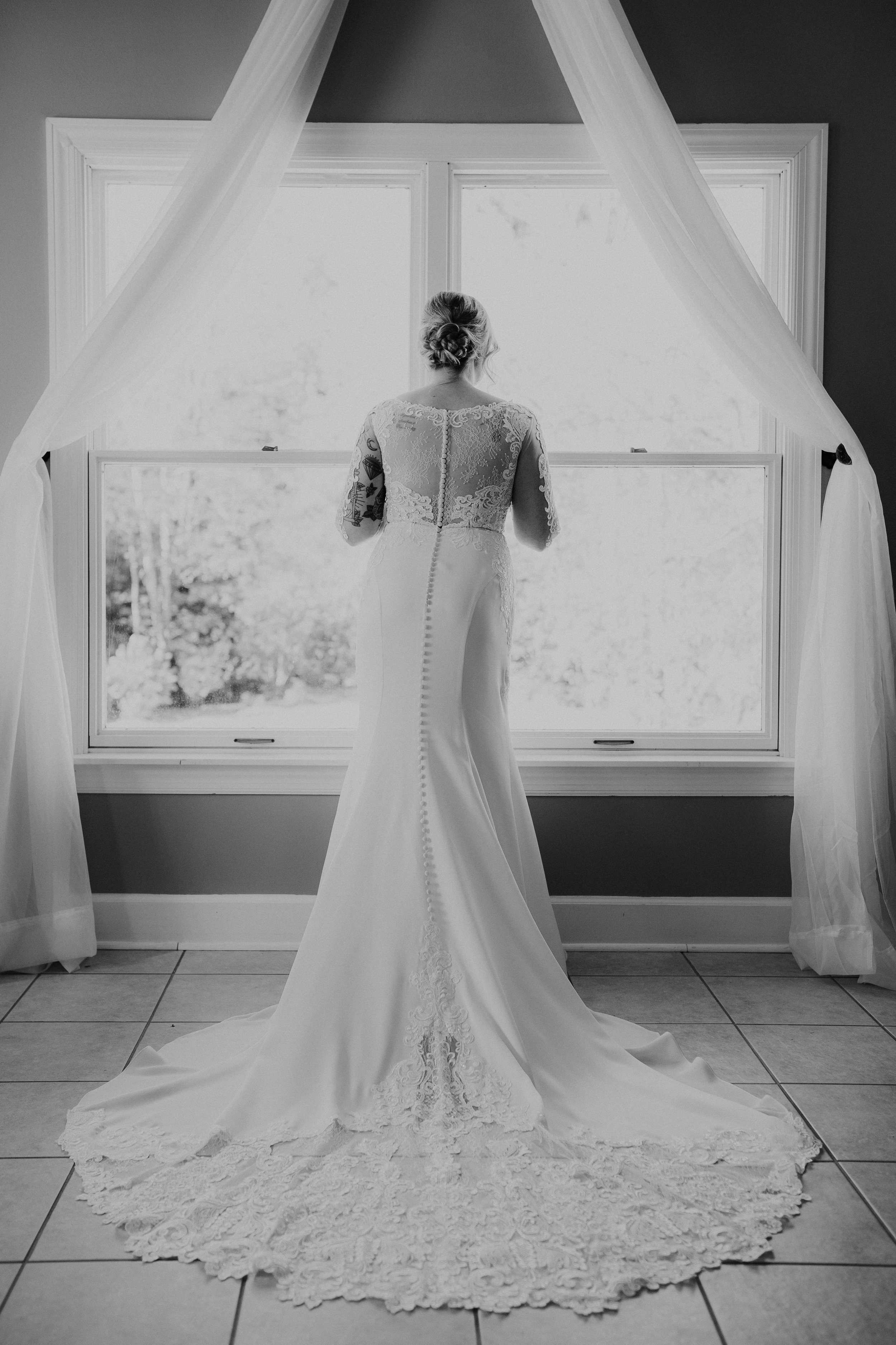 Gorgeous Wedding Dress Photos - Dara’s Garden Knoxville East Tennessee Wedding — The Overwhelmed Bride Wedding Blog