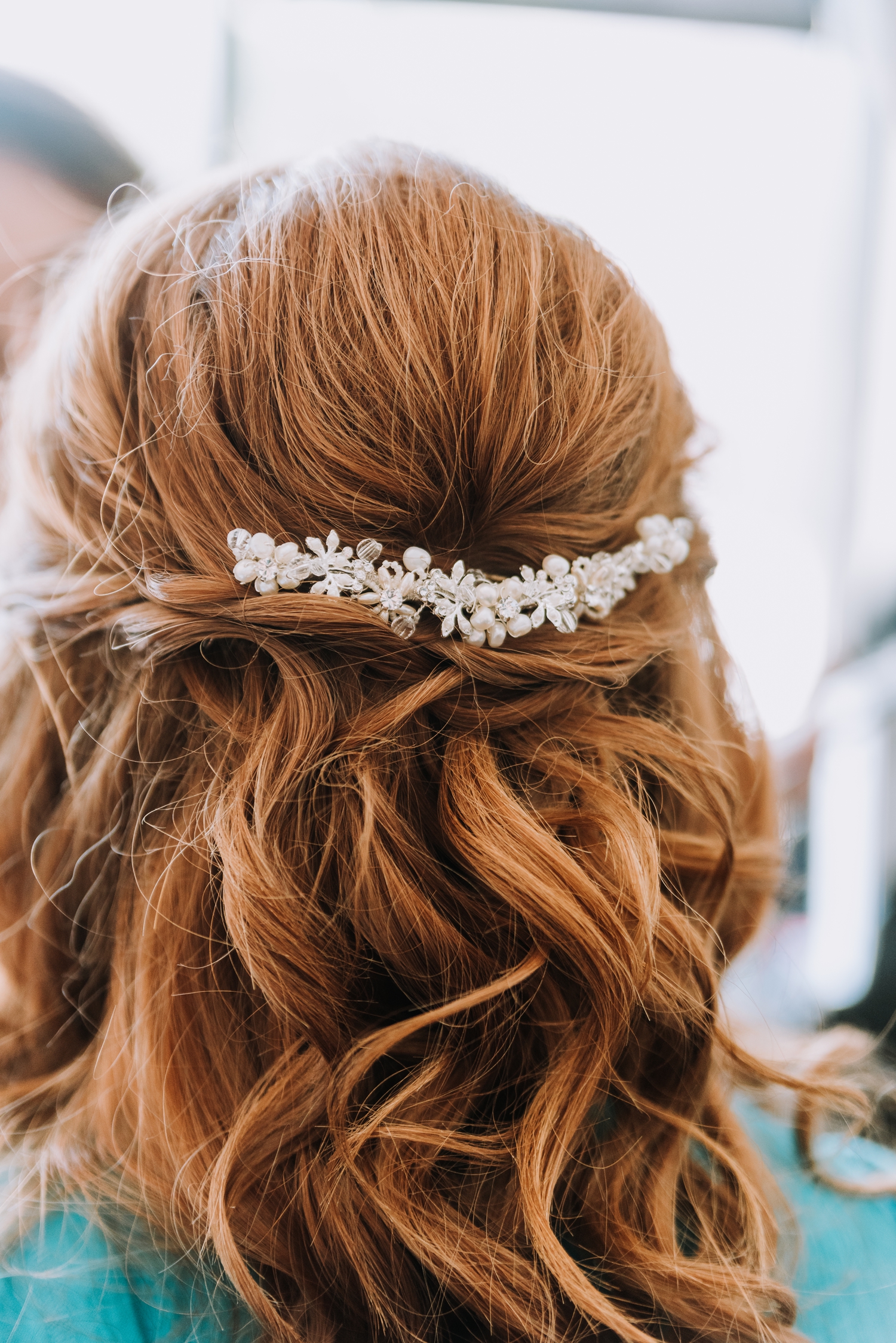 Gorgeous Bridal Hairstyles - Classic Indianapolis Wedding - Canal 337 Wedding - The Overwhelmed Bride Wedding Blog