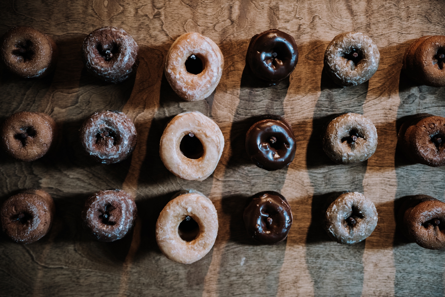 Wedding Donut Wall - Classic Indianapolis Wedding - Canal 337 Wedding - The Overwhelmed Bride Wedding Blog