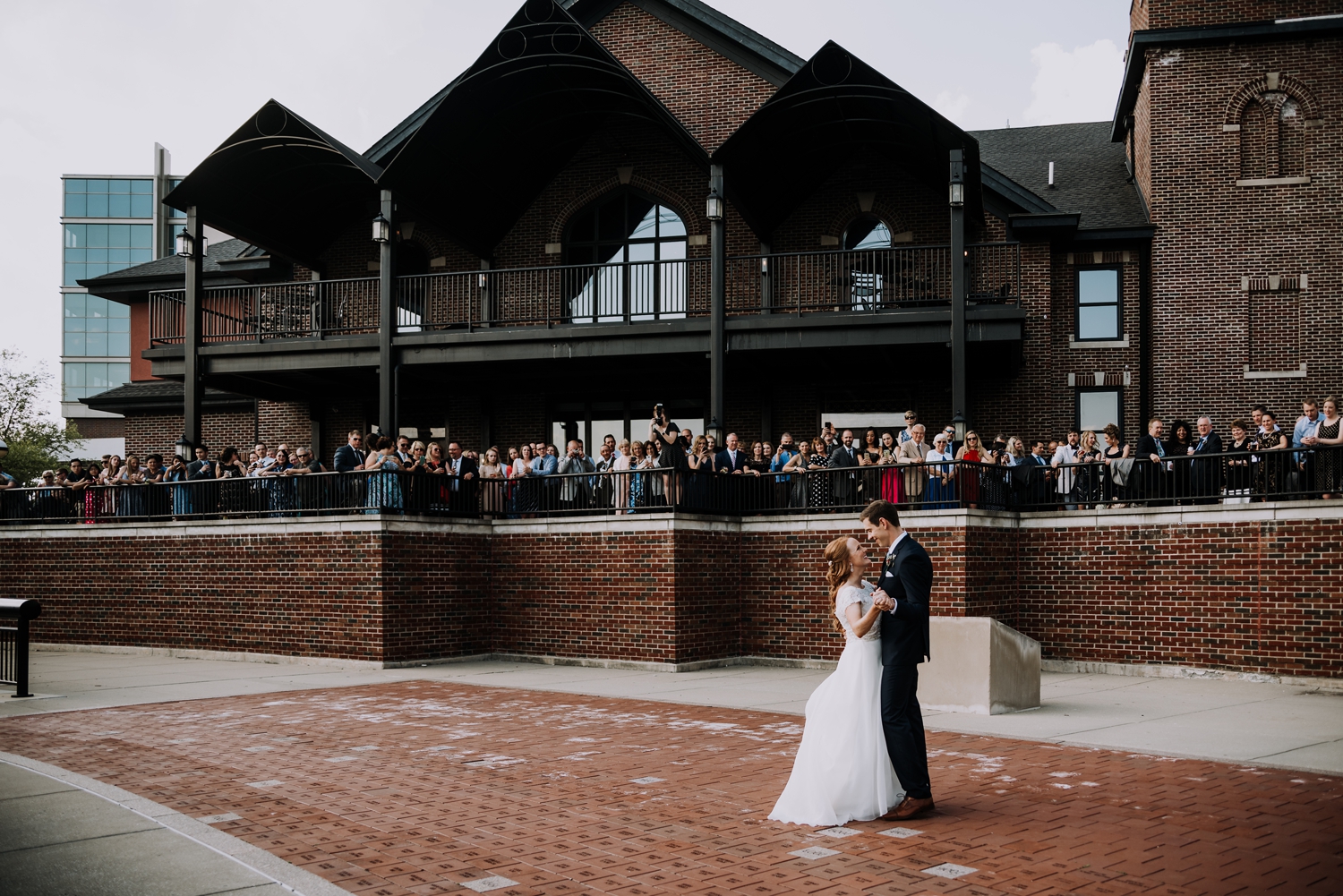 Gorgeous Wedding Photos - Classic Indianapolis Wedding - Canal 337 Wedding - The Overwhelmed Bride Wedding Blog