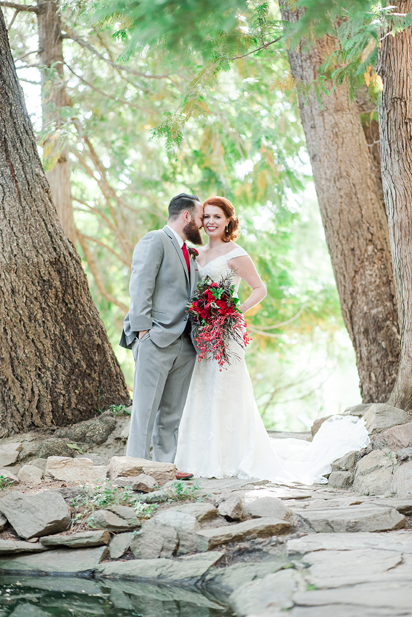 Gorgeous Wedding Photos - Classic Washington Garden Wedding - The Overwhelmed Bride Wedding Blog