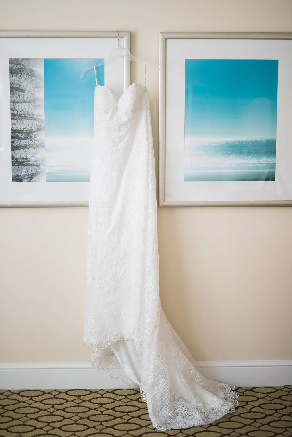 Minimalist Wedding - Tampa Wedding Venue