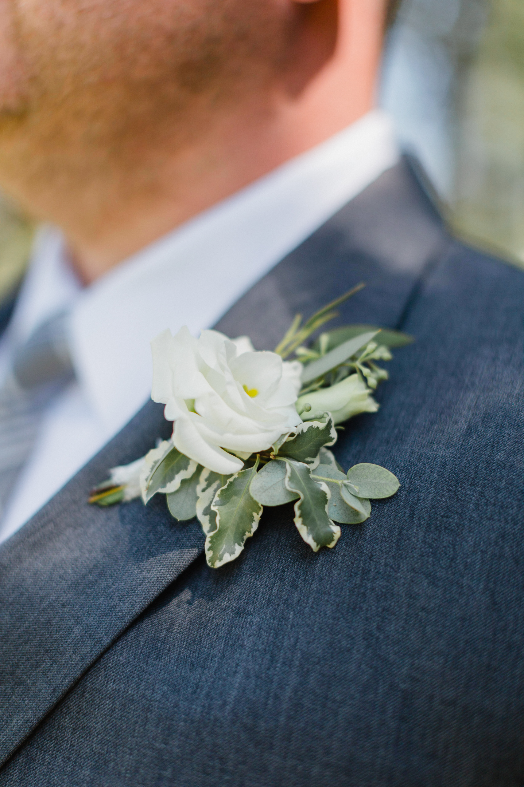 Rustic Wedding Decor - Raspberry Ridge Golf Course Wedding — The Overwhelmed Bride Wedding Blog