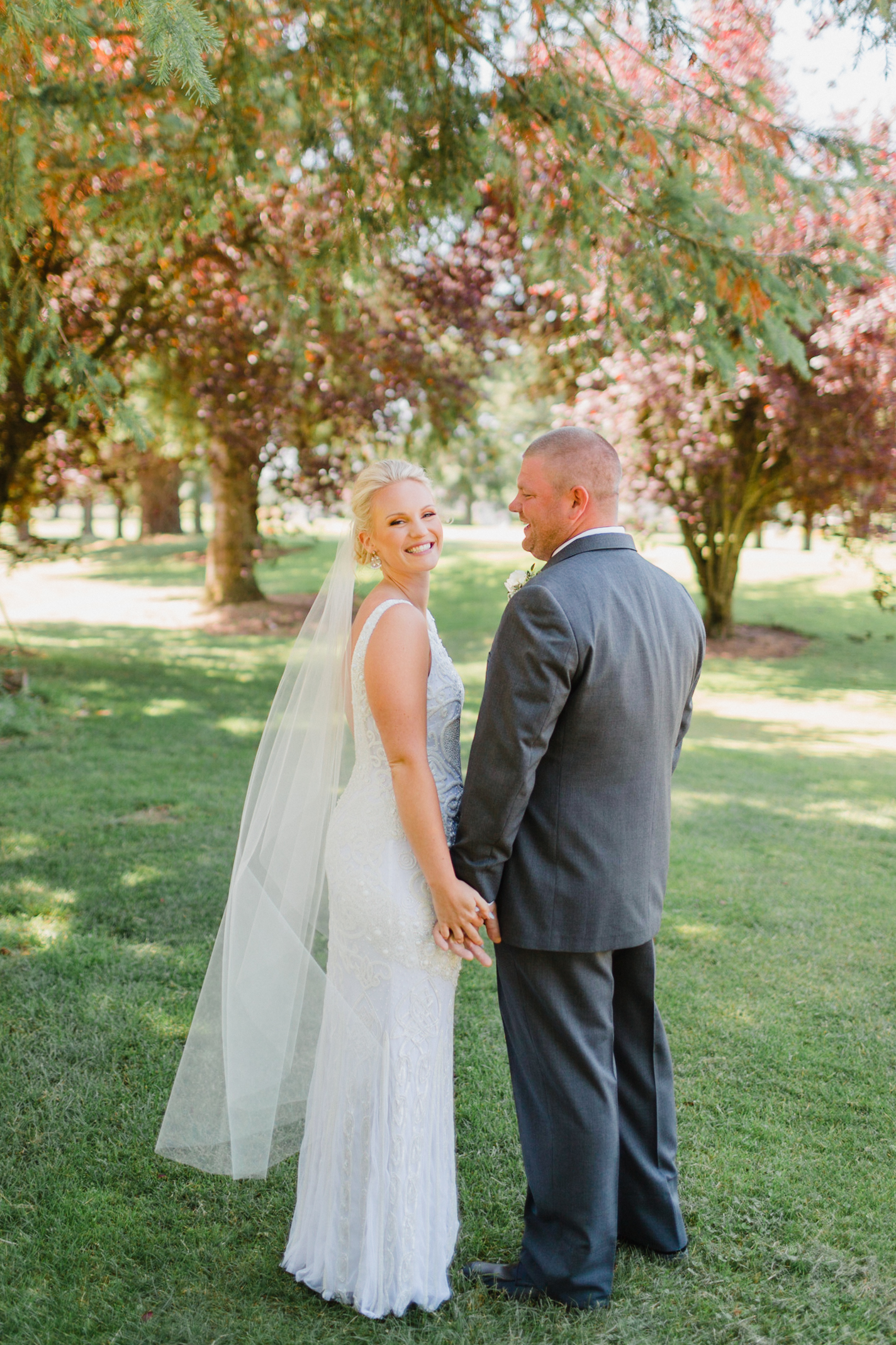 Rustic Wedding Decor - Raspberry Ridge Golf Course Wedding — The Overwhelmed Bride Wedding Blog