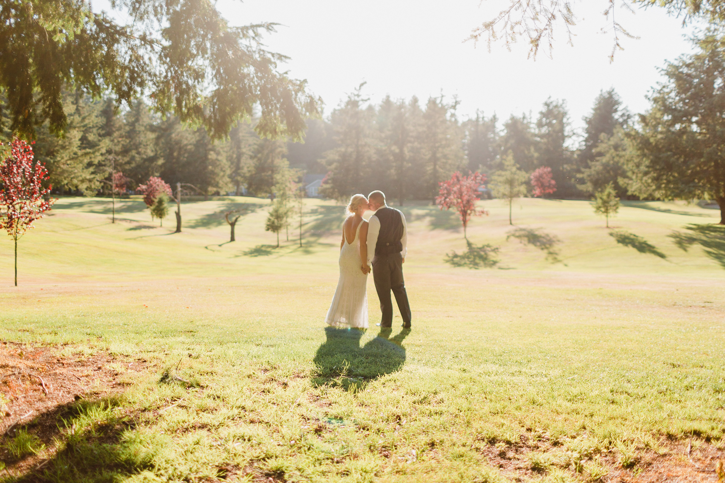 Rustic Wedding Decor - Raspberry Ridge Golf Course Wedding — The Overwhelmed Bride Wedding Blog