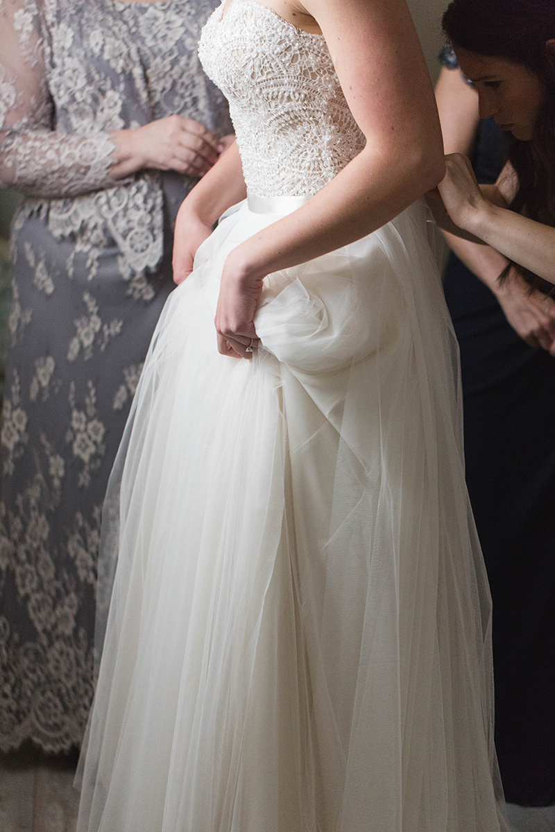 A Blush + White Shadow Creek Virgina Wedding — The Overwhelmed Bride Wedding Blog