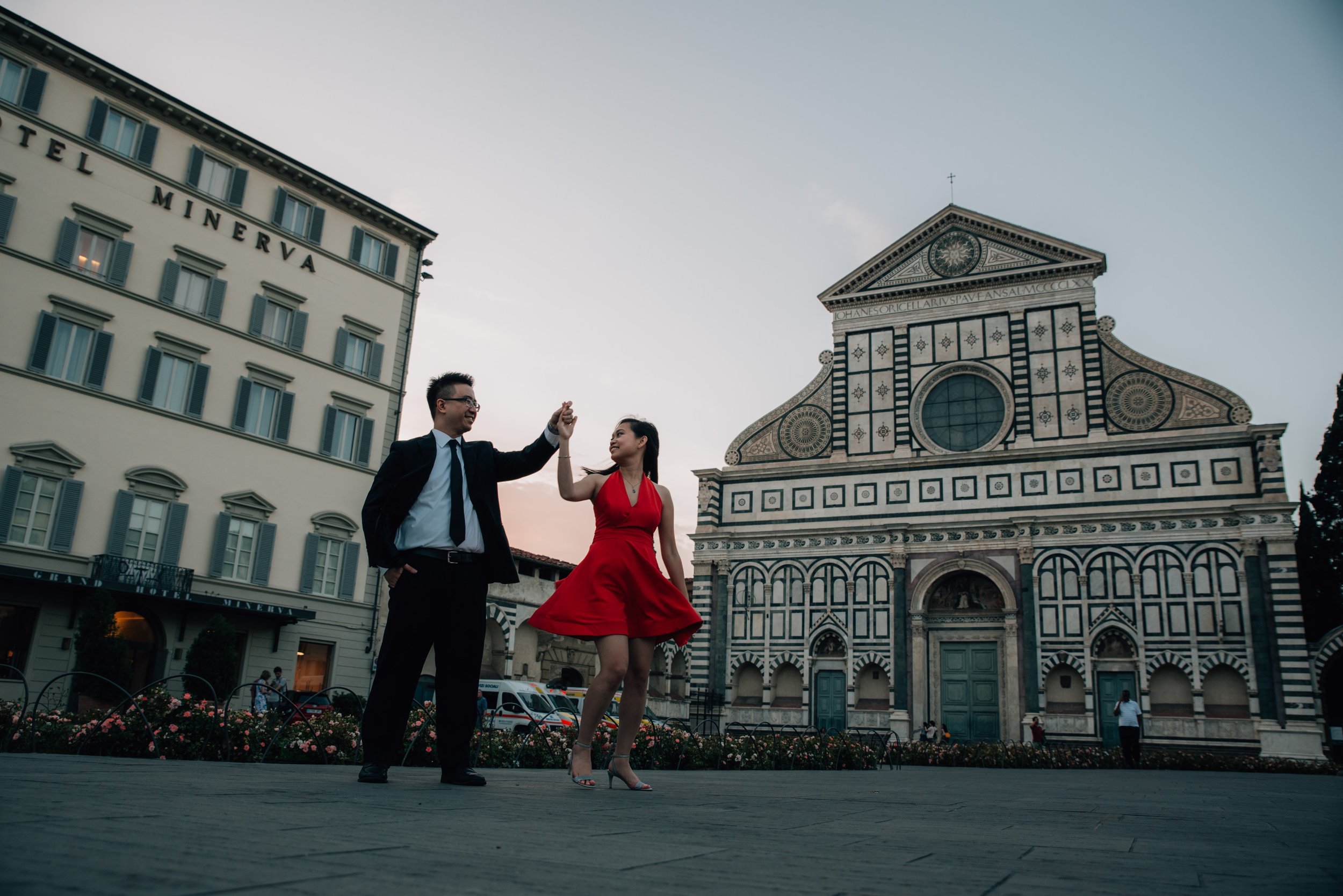 Italy Engagement Photos - Florence, Tuscany, Positano, Amalfi Coast — The Overwhelmed Bride Wedding Blog