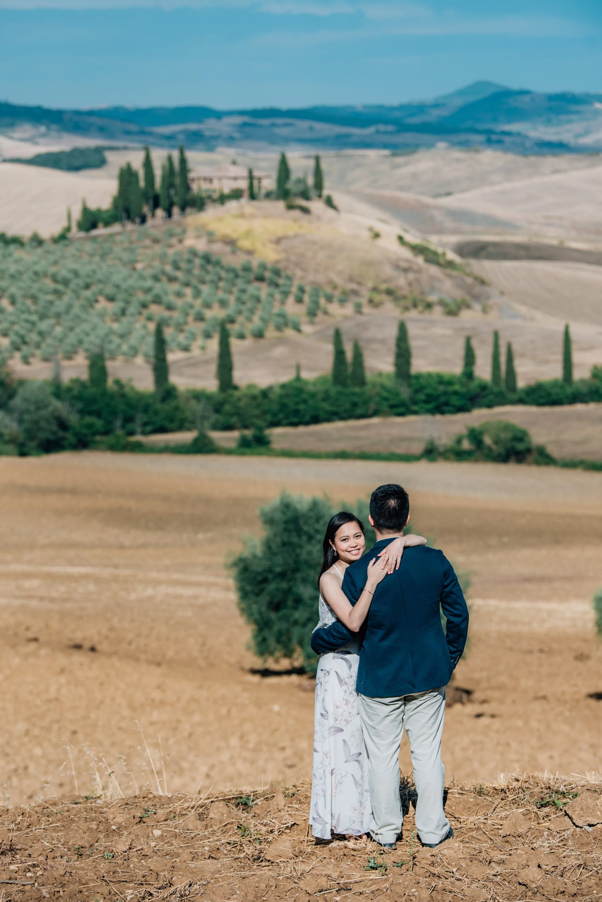 Italy Engagement Photos - Florence, Tuscany, Positano, Amalfi Coast — The Overwhelmed Bride Wedding Blog