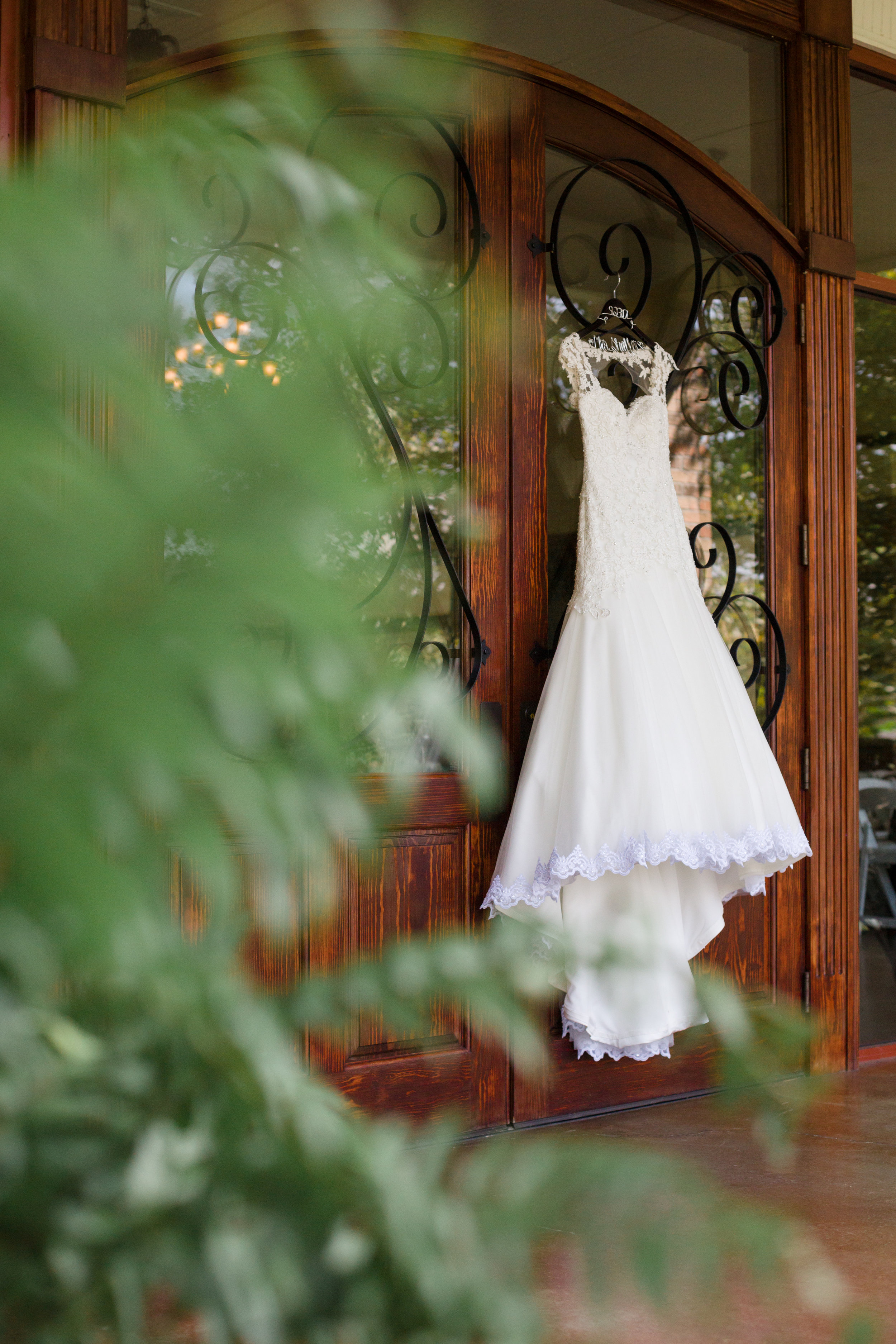 Knoxville Wedding Venue — The Overwhelmed Bride Wedding Blog