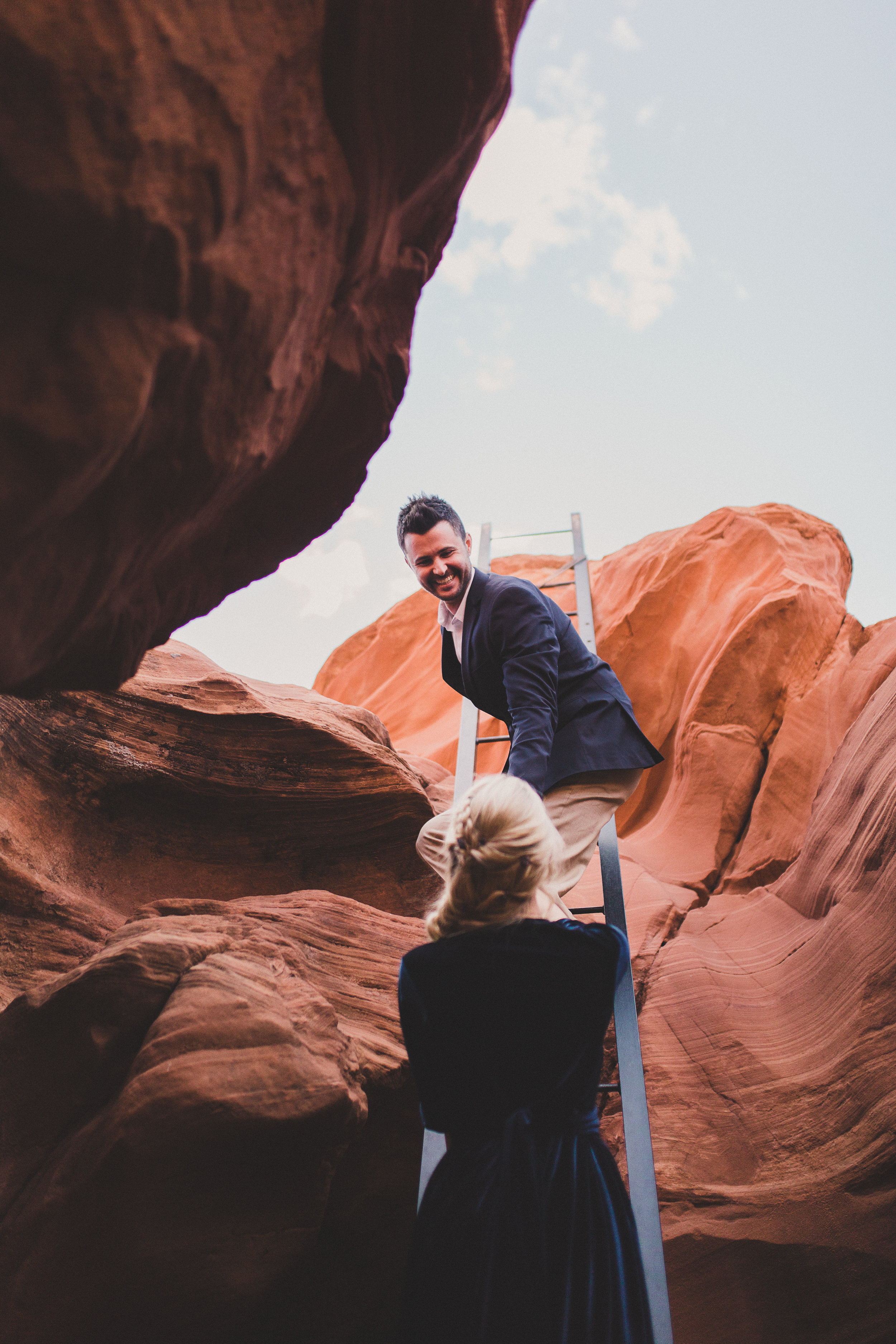 Gorgeous Las Vegas Engagement Photos — The Overwhelmed Bride Wedding Blog