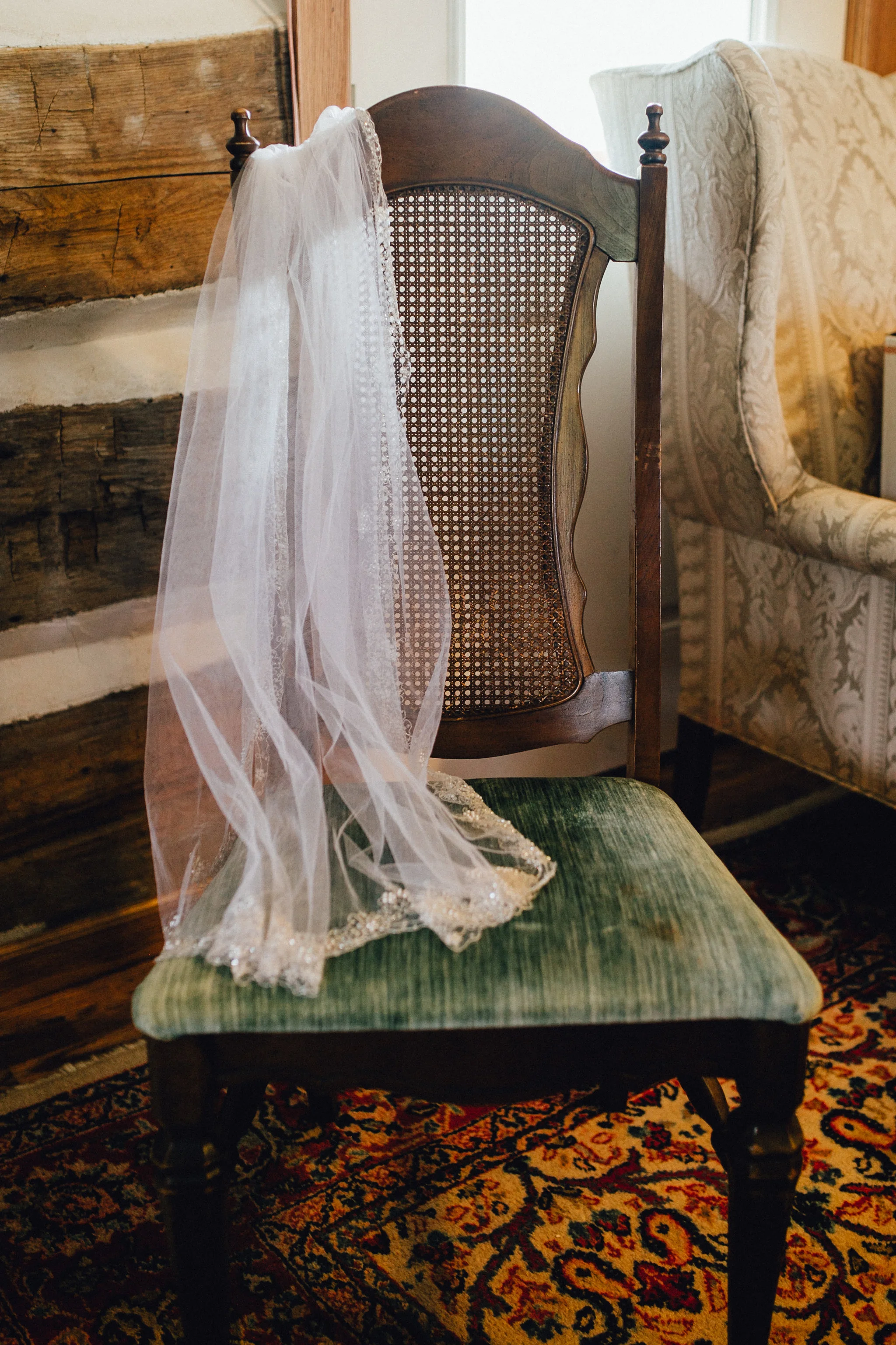 Simplistic Vintage Wedding — The Overwhelmed Bride Wedding Blog