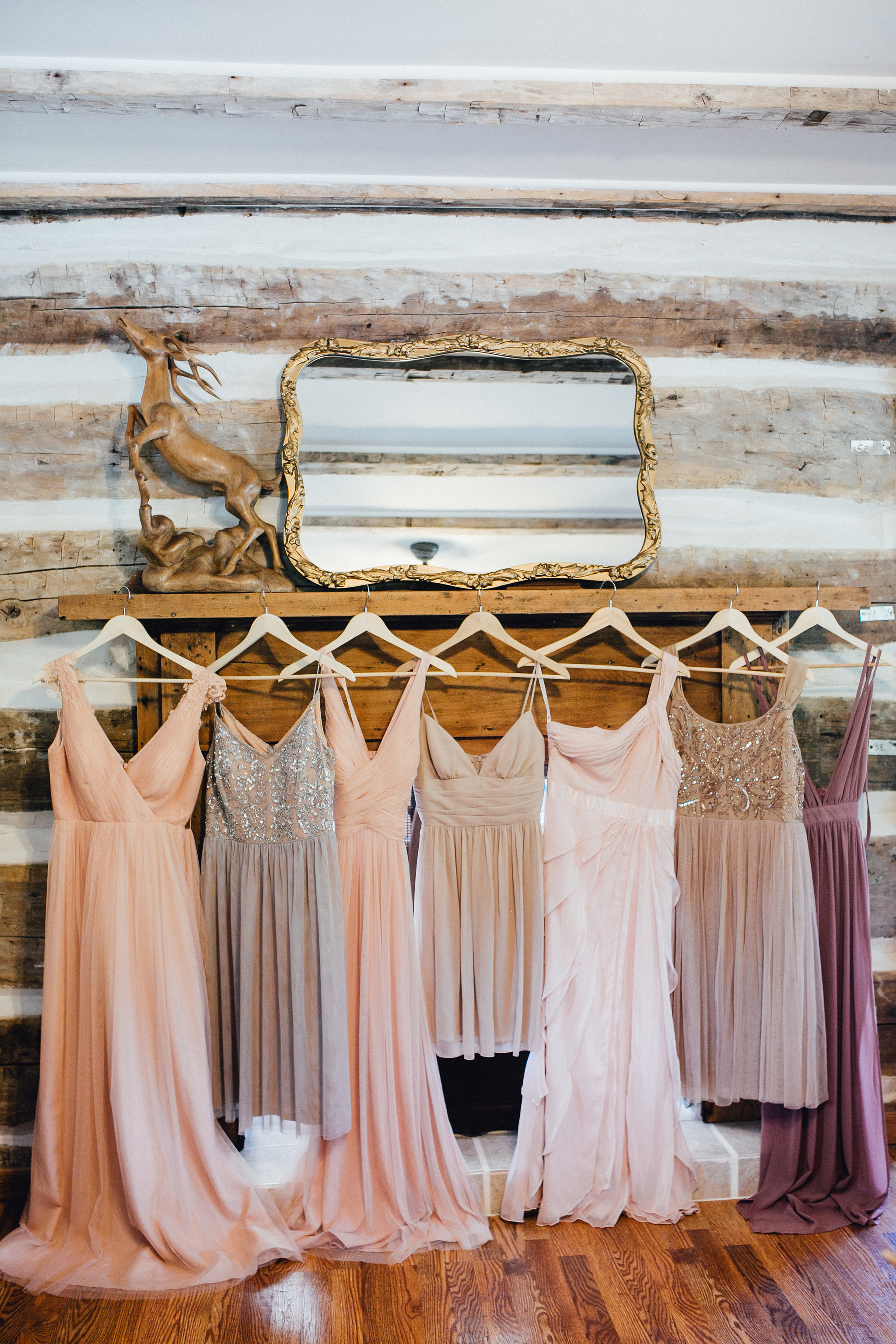 Simplistic Vintage Wedding — The Overwhelmed Bride Wedding Blog