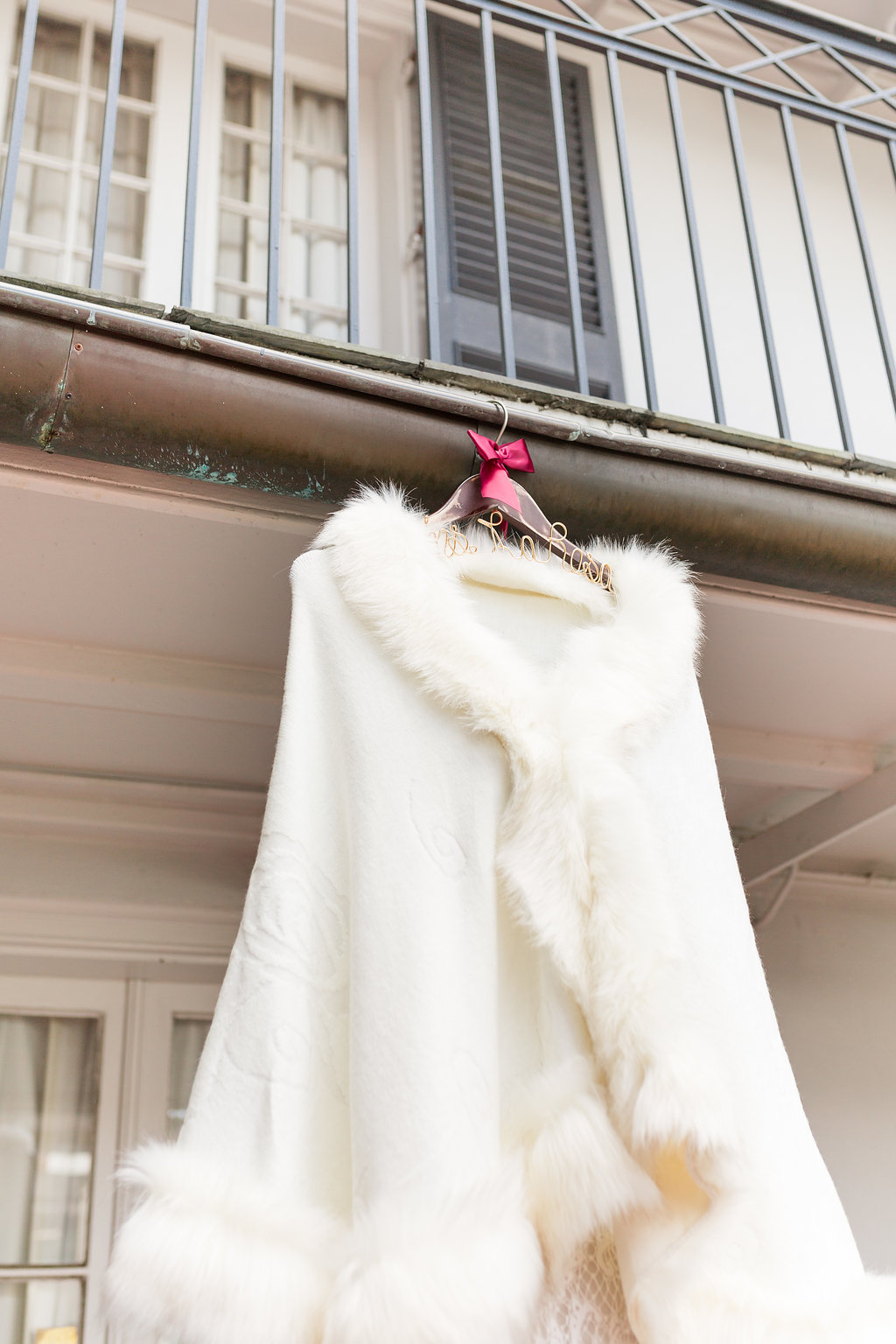 New Orleans Wedding - Red and White Wedding — The Overwhelmed Bride Wedding Blog