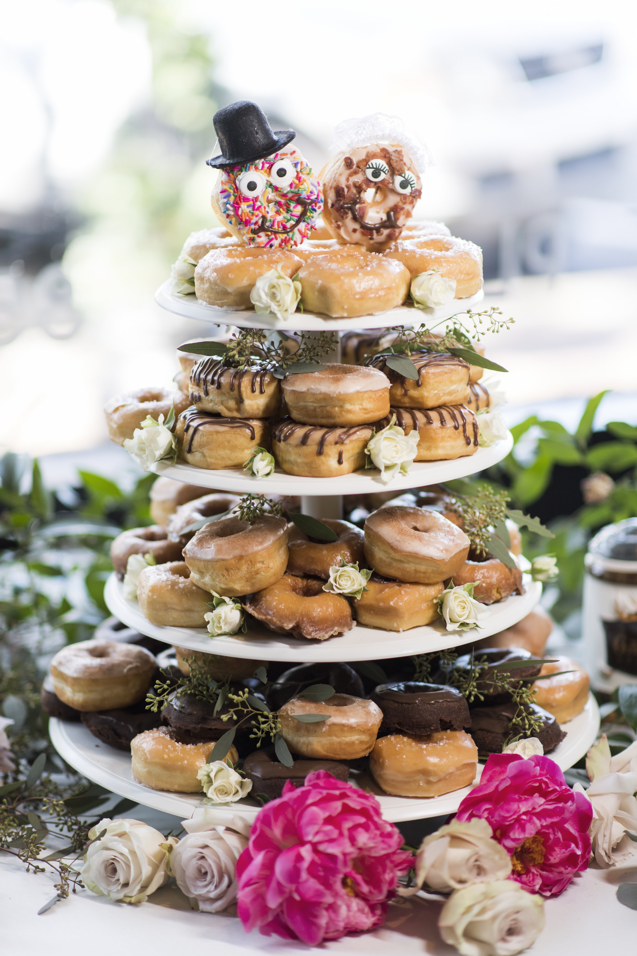 Penascola, Florida Palafox House Wedding - Brunch Wedding - The Overwhelmed Bride Wedding Blog