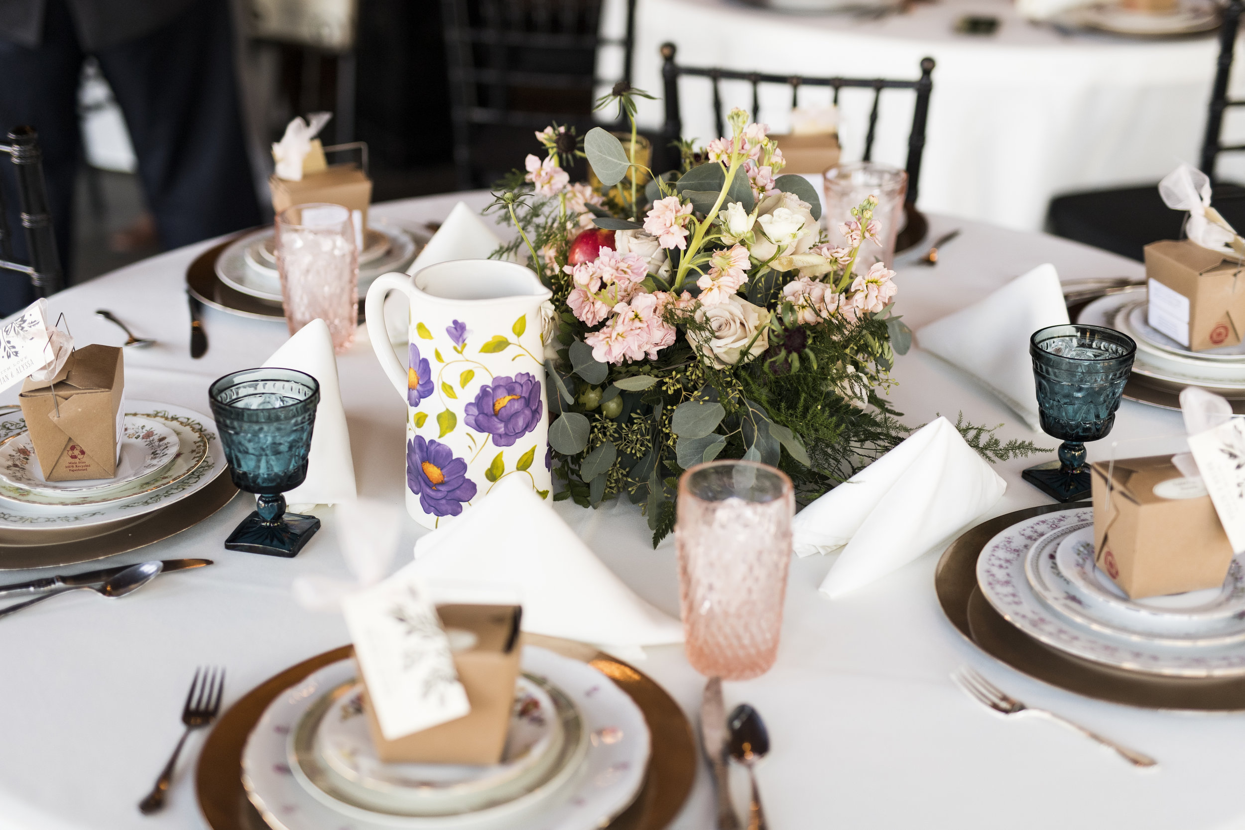 Penascola, Florida Palafox House Wedding - Brunch Wedding - The Overwhelmed Bride Wedding Blog