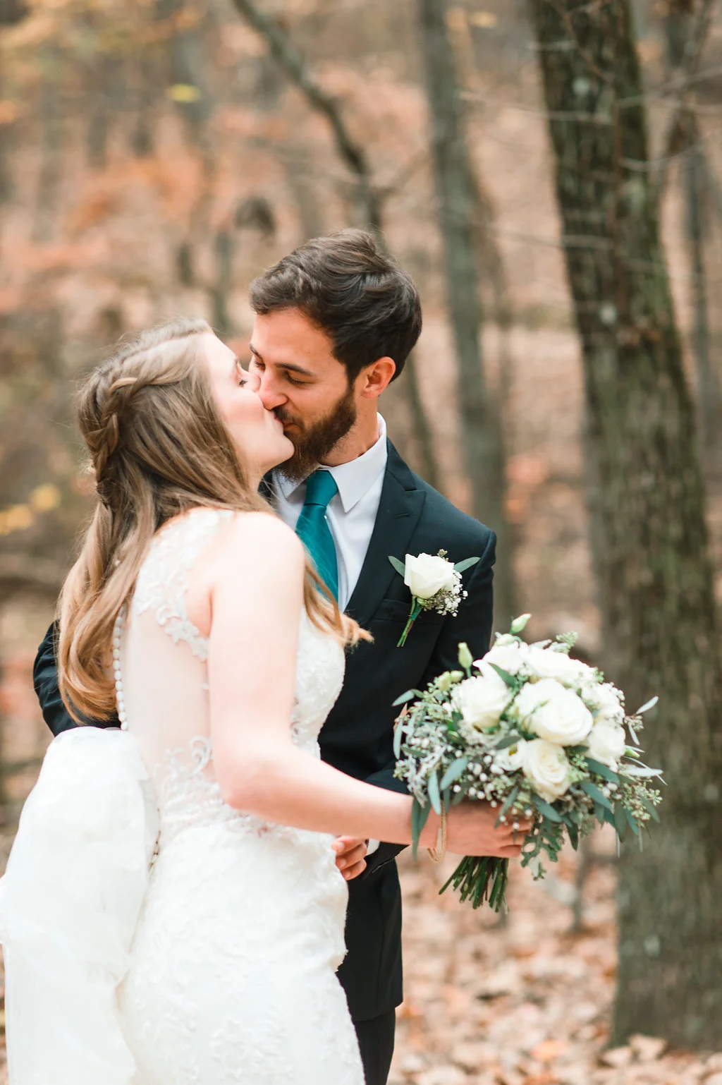 A North Georgia Outdoor Elopement - The Overwhelmed Bride Wedding Blog