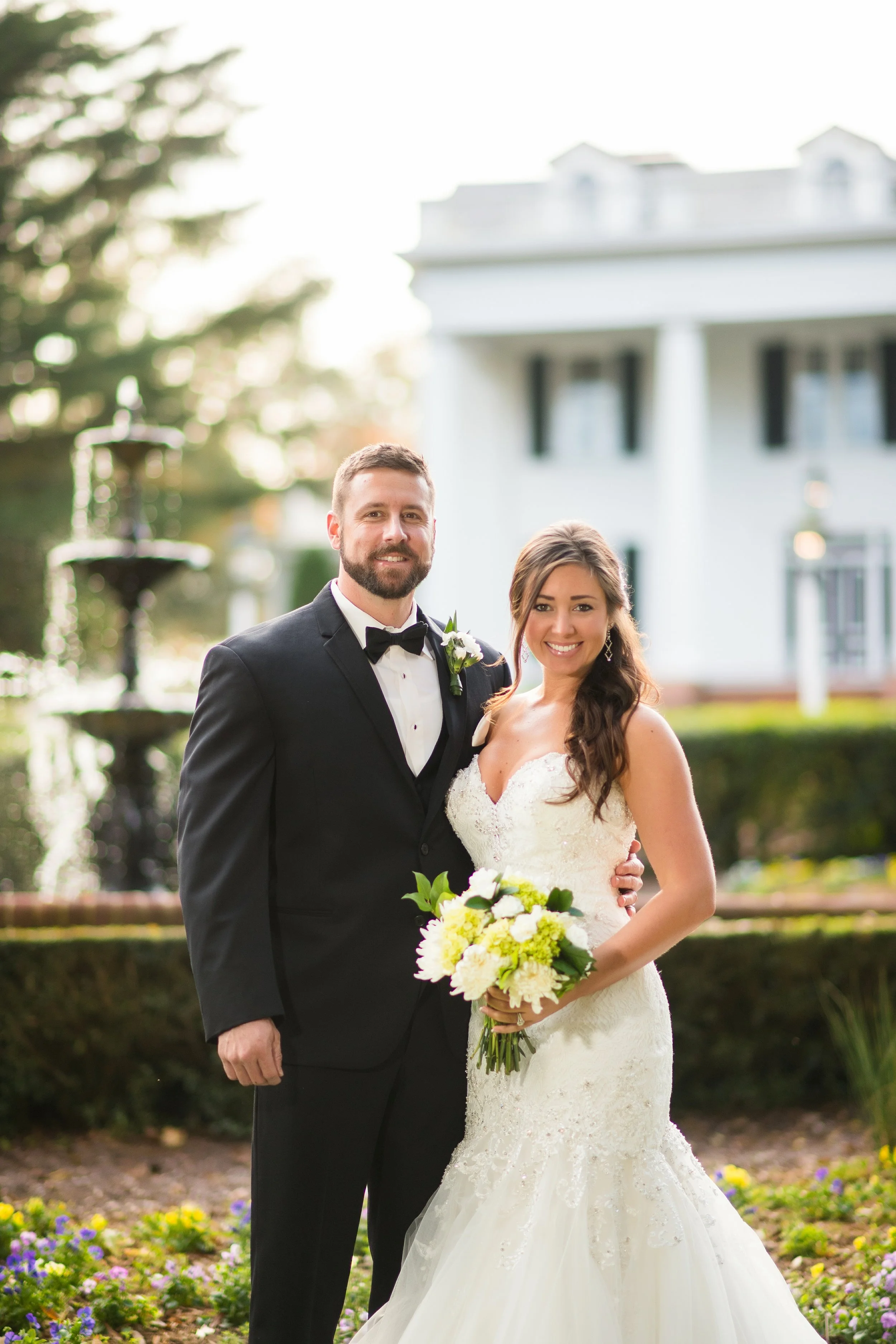 A Nashville, North Carolina Plantation Wedding - The Overwhelmed Bride Wedding Blog