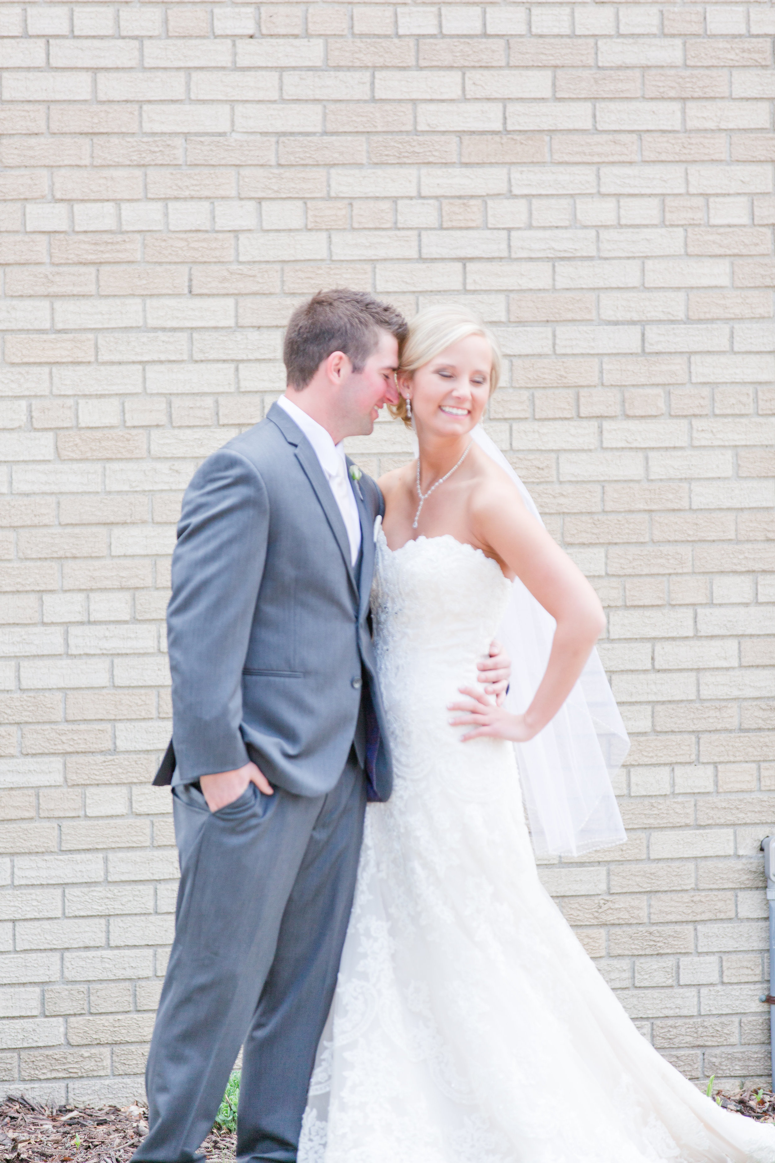 A White + Lilac Romantic Wisconsin Wedding - The Overwhelmed Bride Wedding Blog