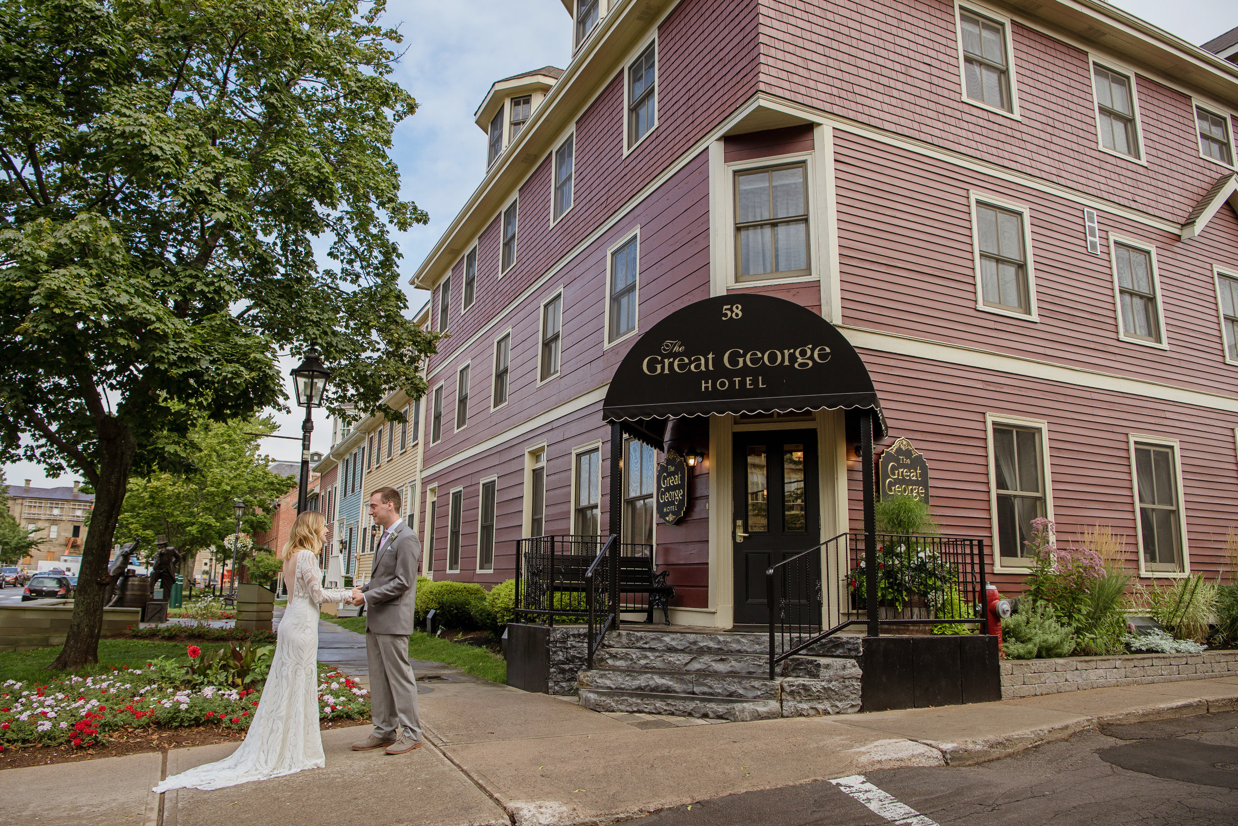 A Prince Edward Island Nova Scotia Wedding - The Overwhelmed Bride Wedding Blog