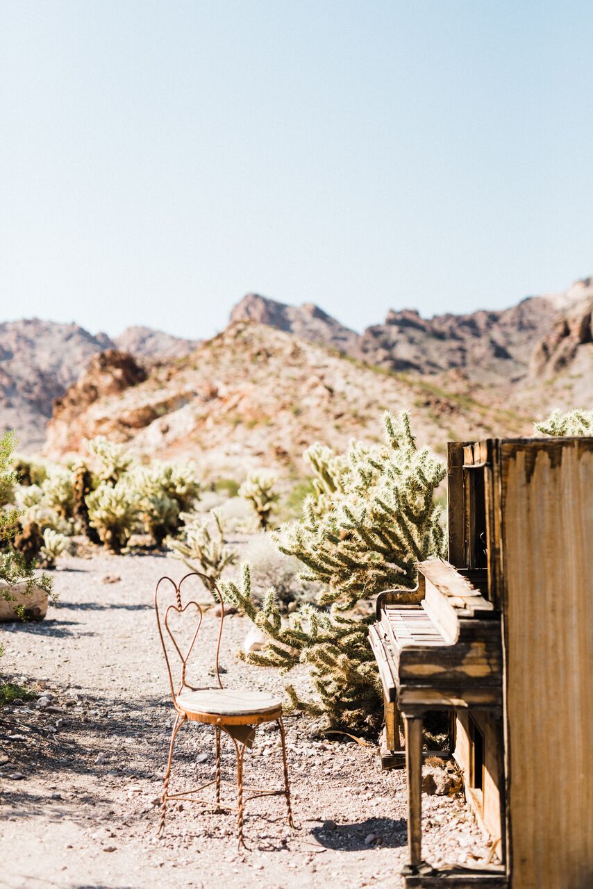 A Bohemian Destination Las Vegas Desert Wedding - The Overwhelmed Bride Blog