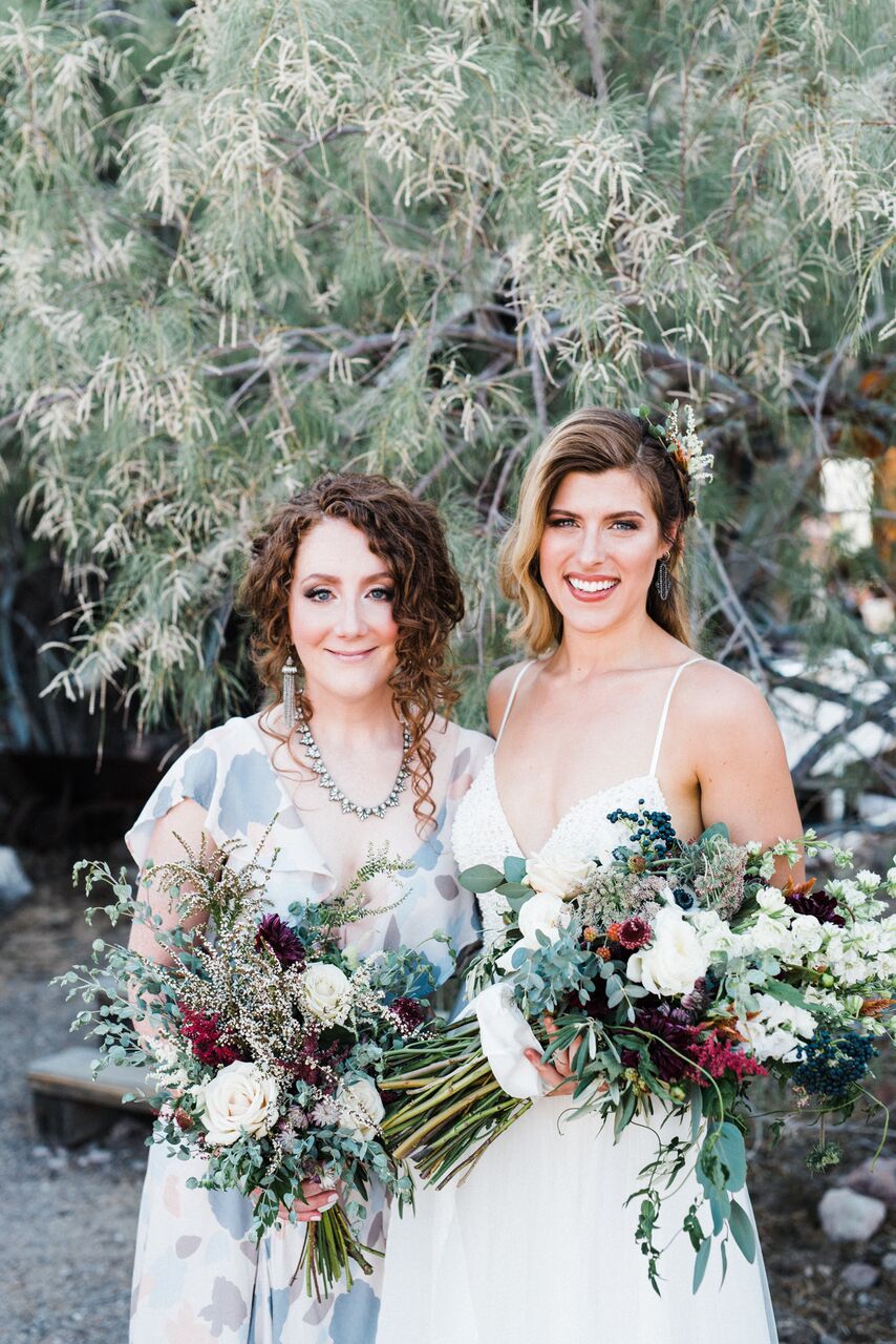 A Bohemian Destination Las Vegas Desert Wedding - The Overwhelmed Bride Blog